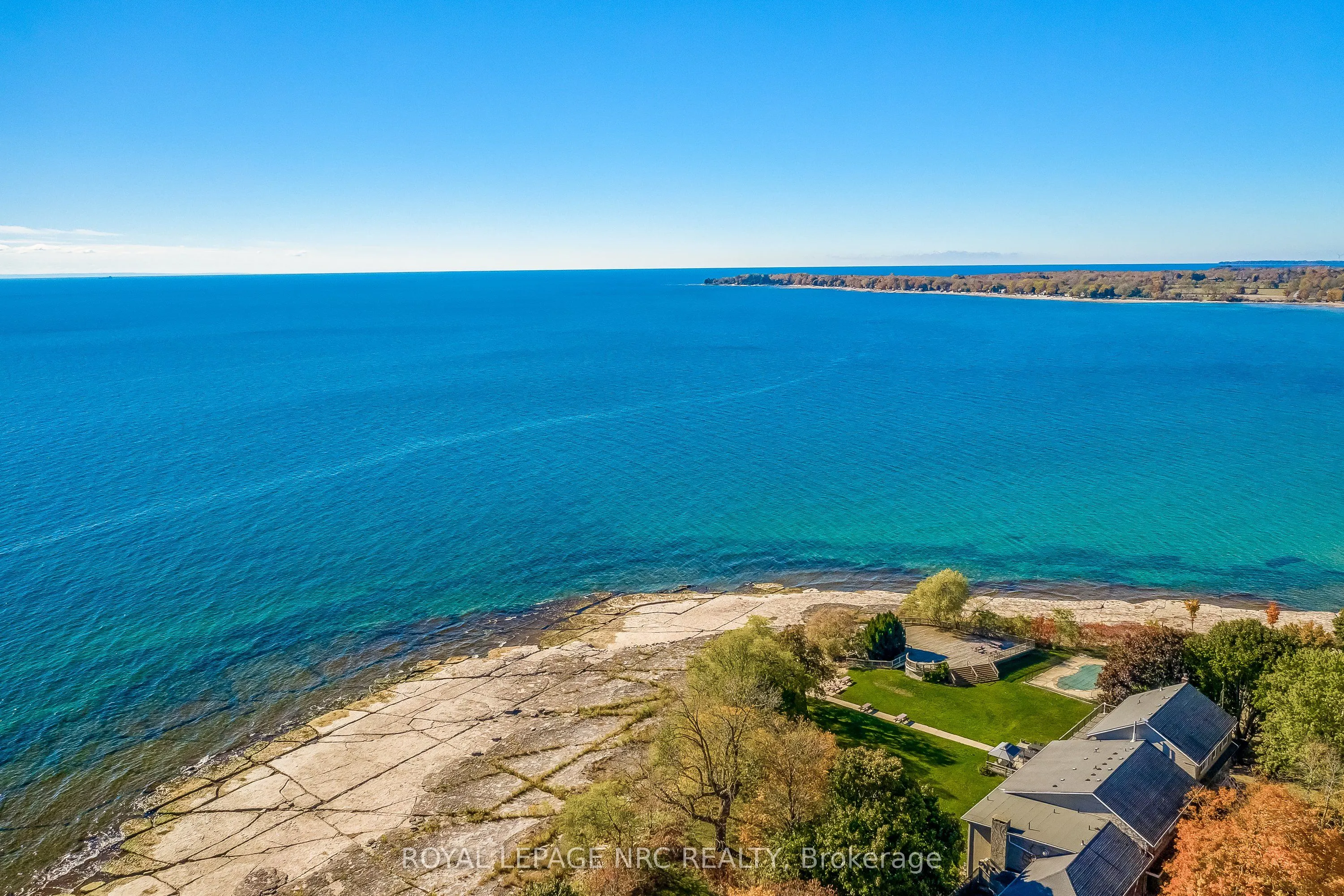 10781 Lakeshore Road W