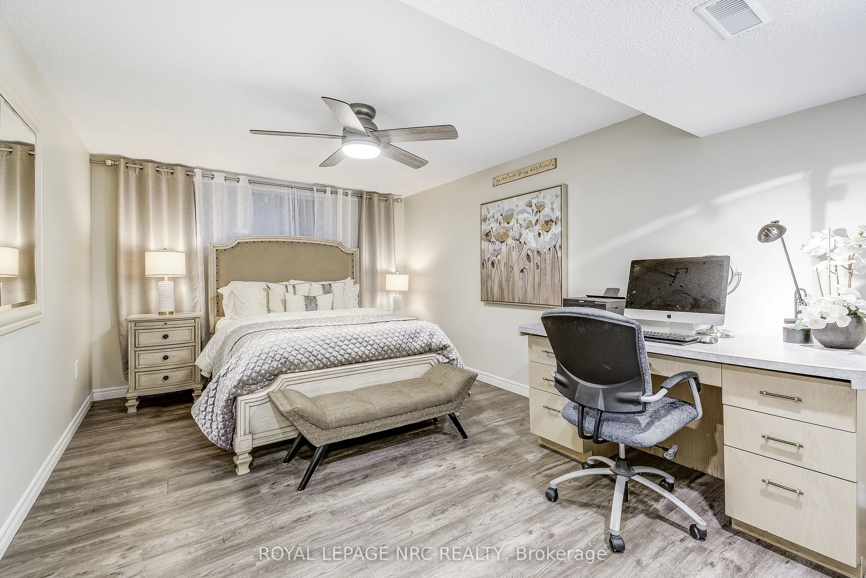 10781 Lakeshore Road W