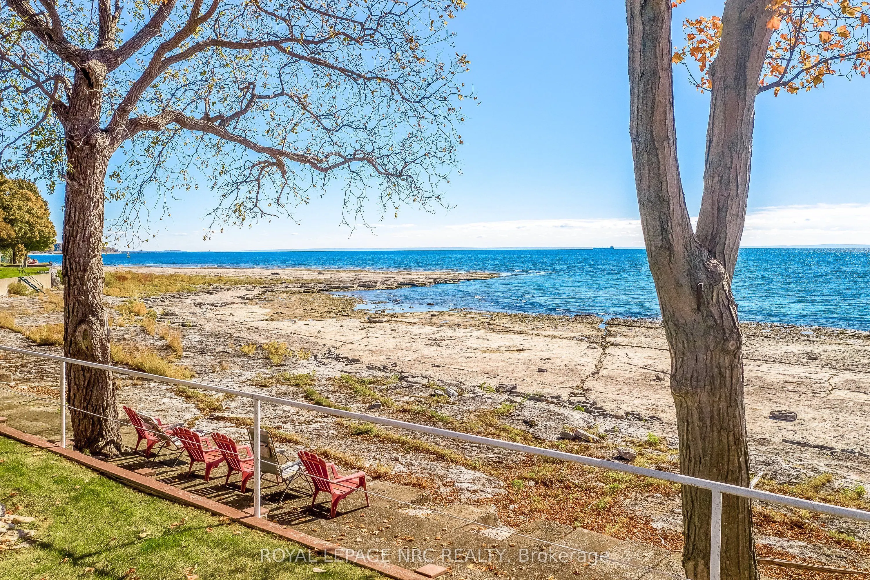 10781 Lakeshore Road W