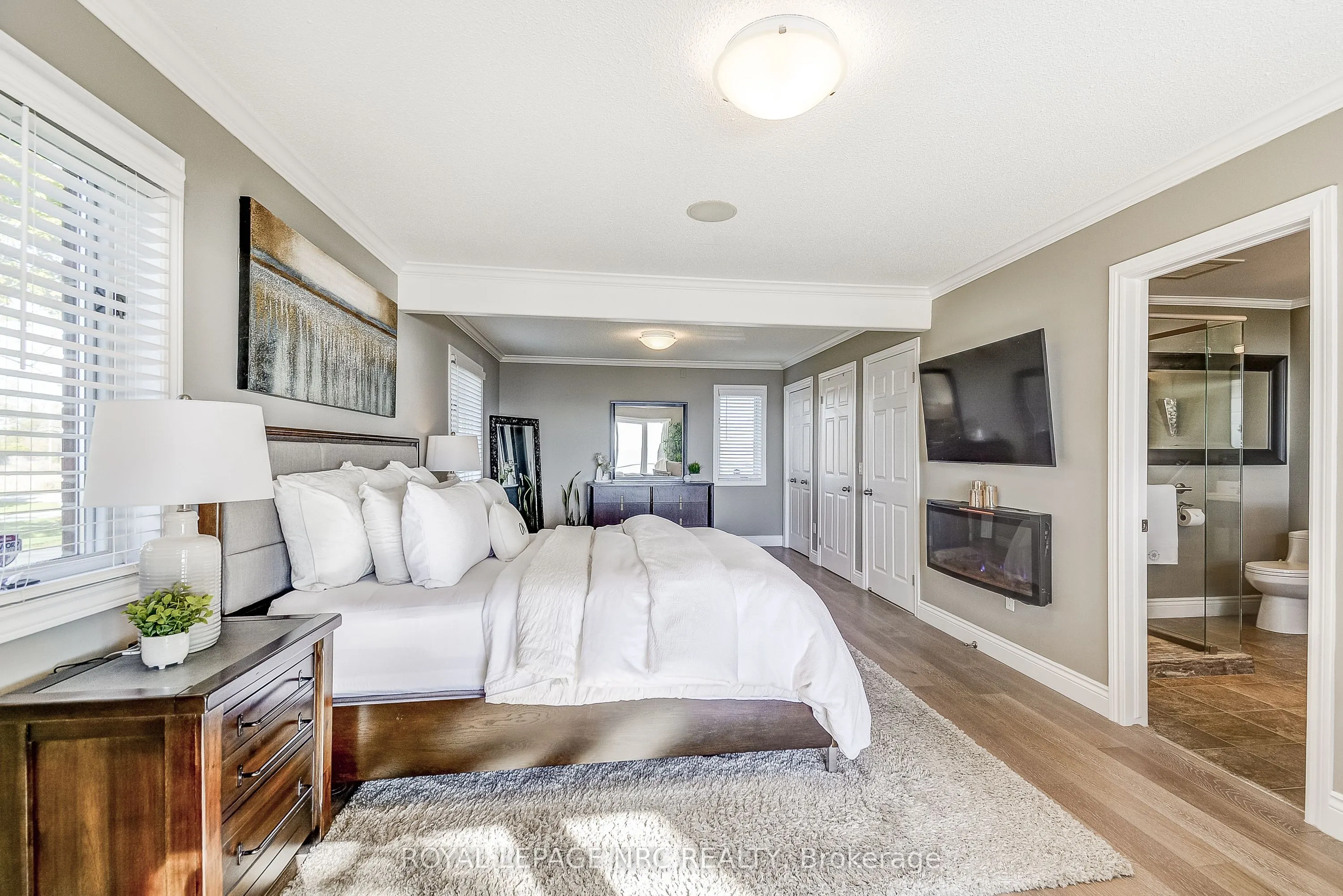 10781 Lakeshore Road W