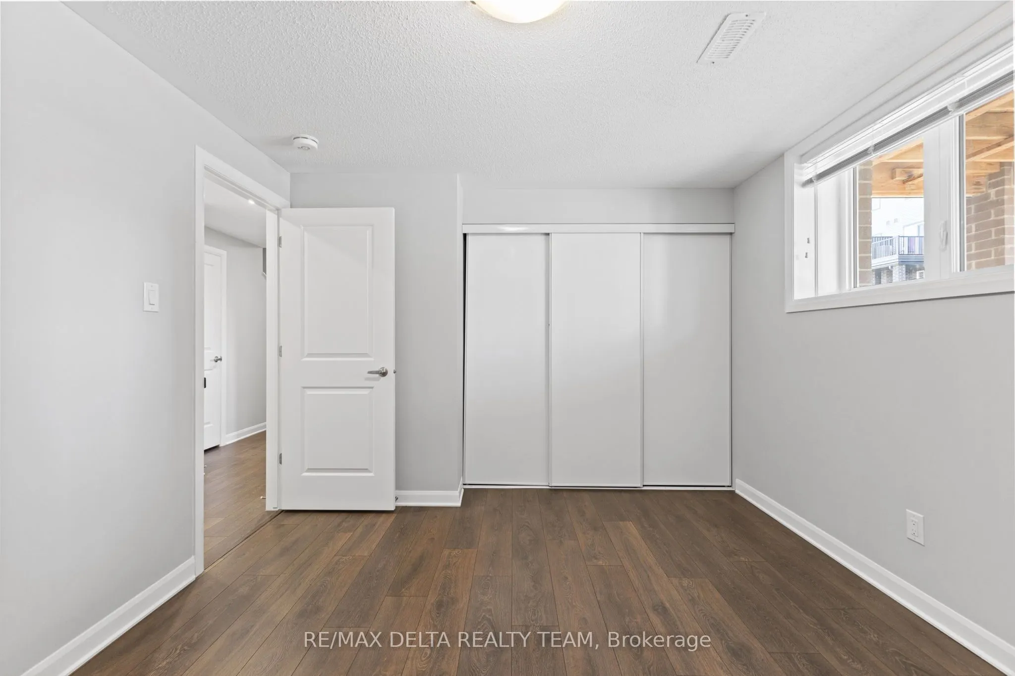 706 AMBERWING Private, #A