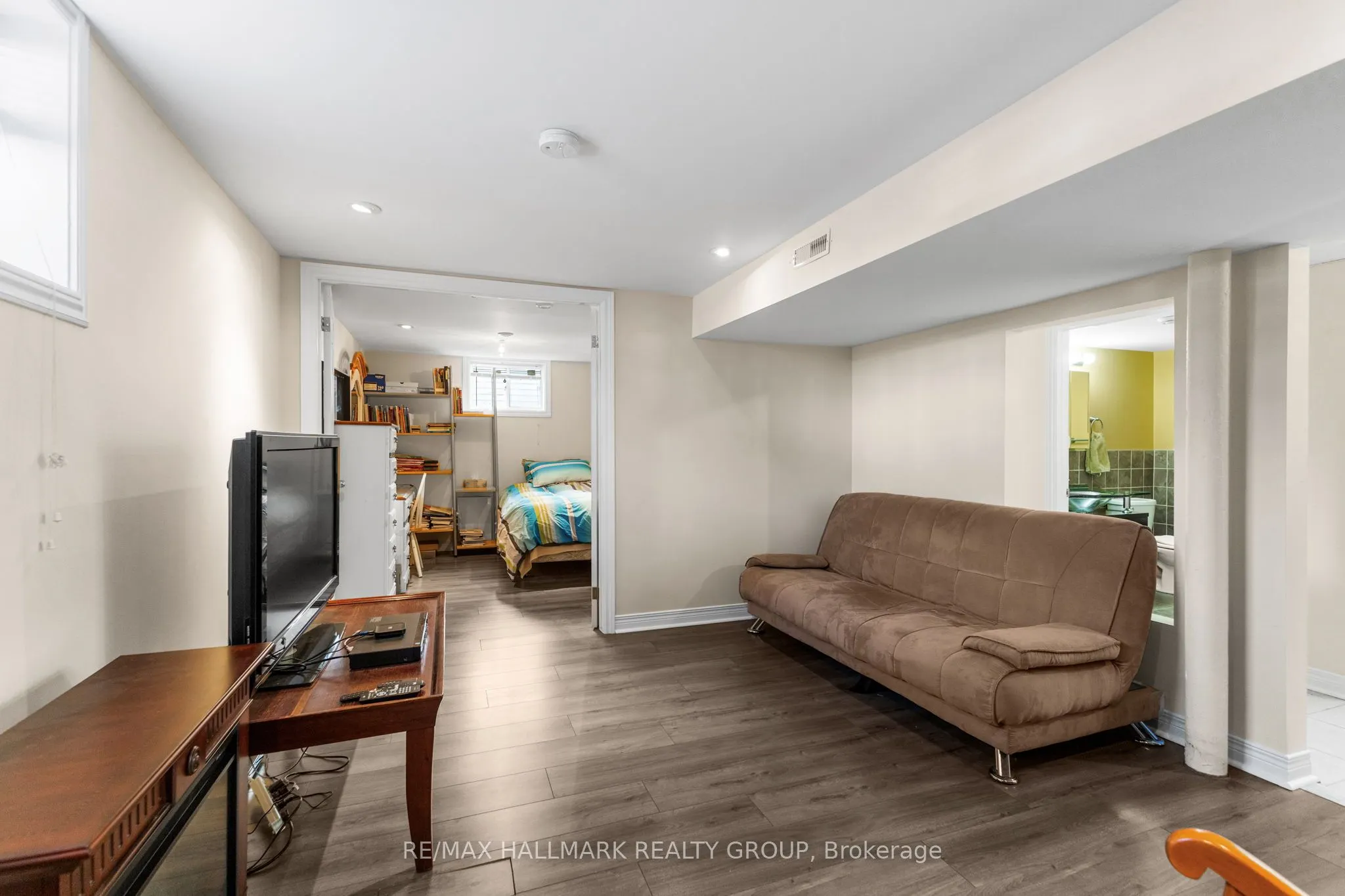 1902 Rosebella Avenue