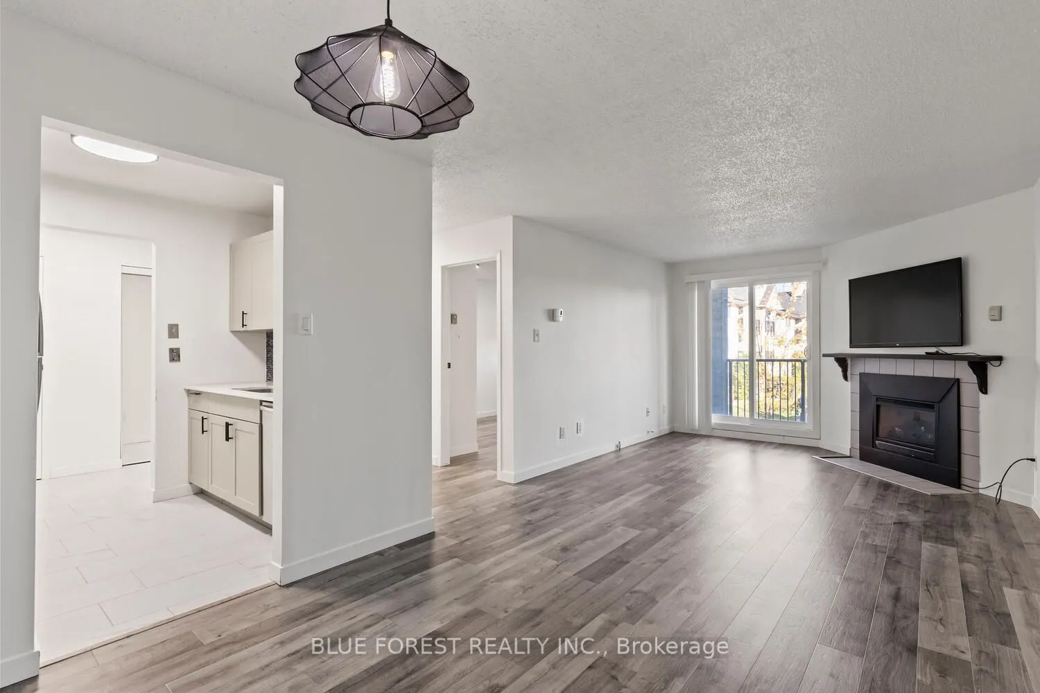 725 Deveron Crescent, #223