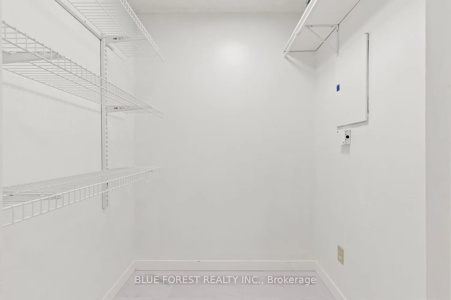 725 Deveron Crescent, #223