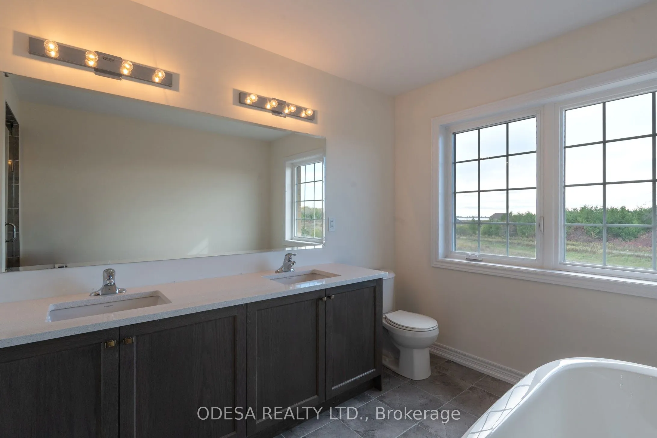 18 Blue Heron Drive W