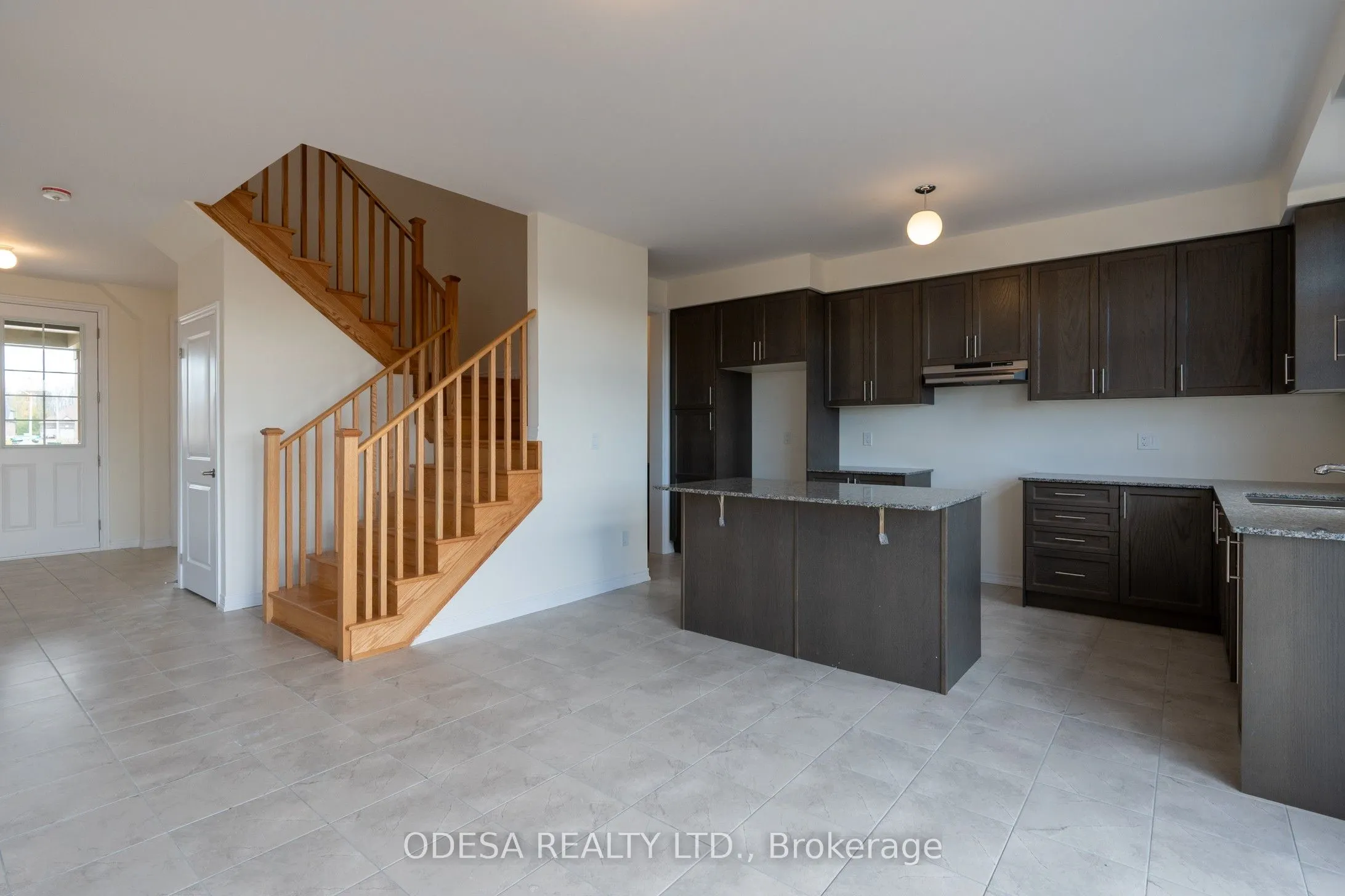 18 Blue Heron Drive W