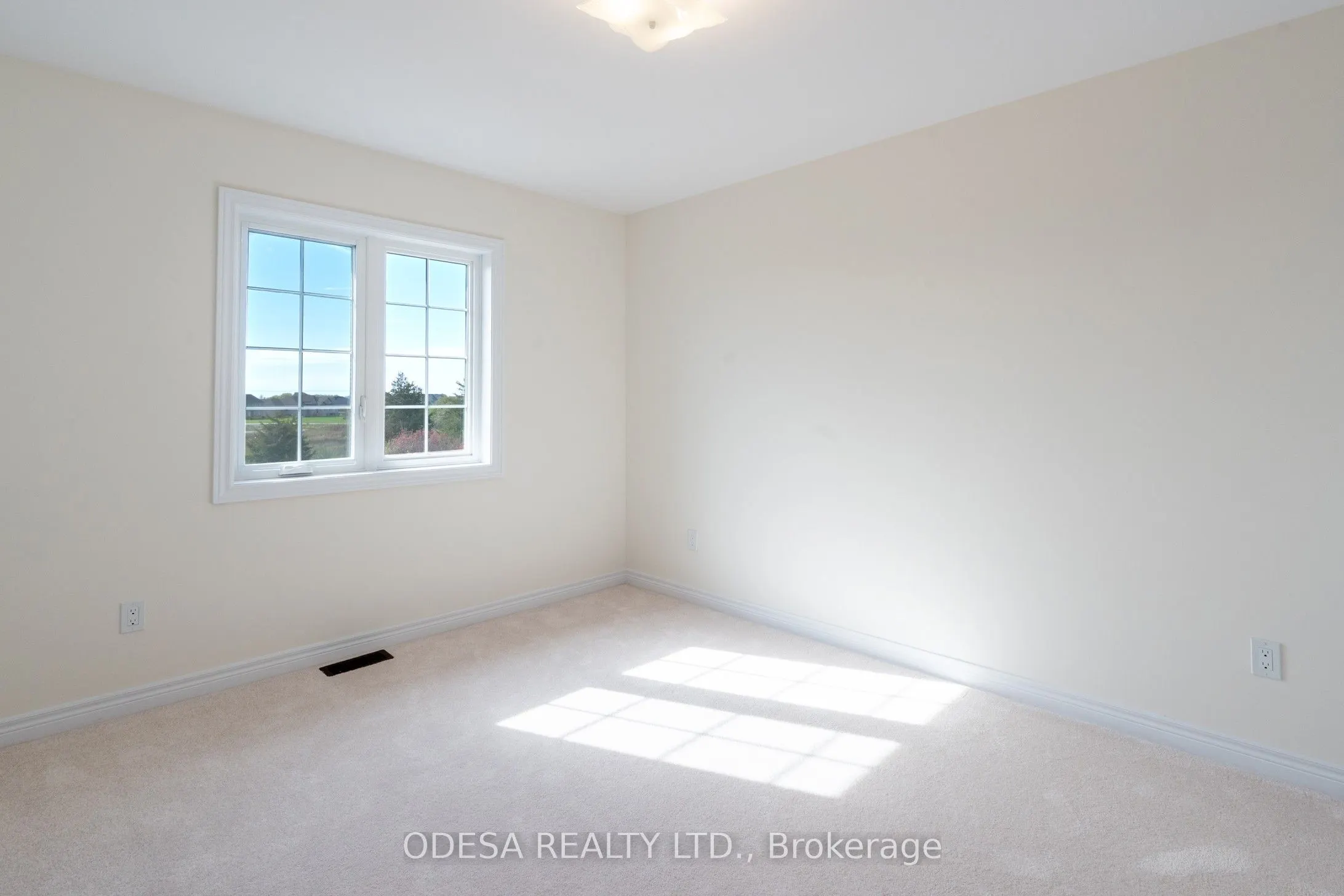 18 Blue Heron Drive W