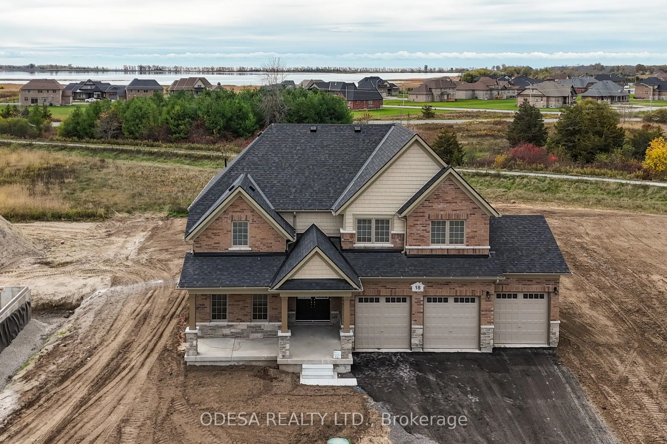 18 Blue Heron Drive W