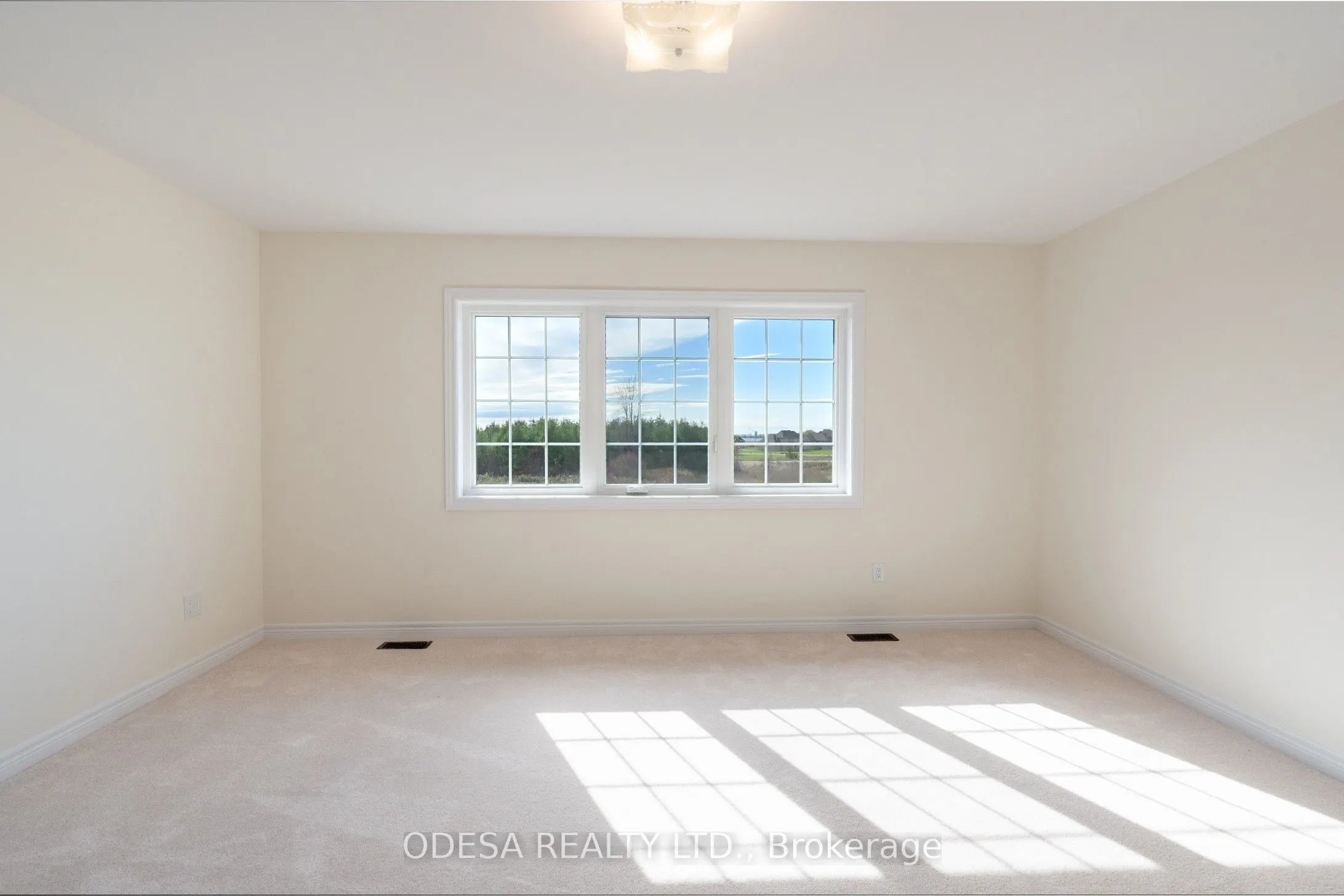 18 Blue Heron Drive W