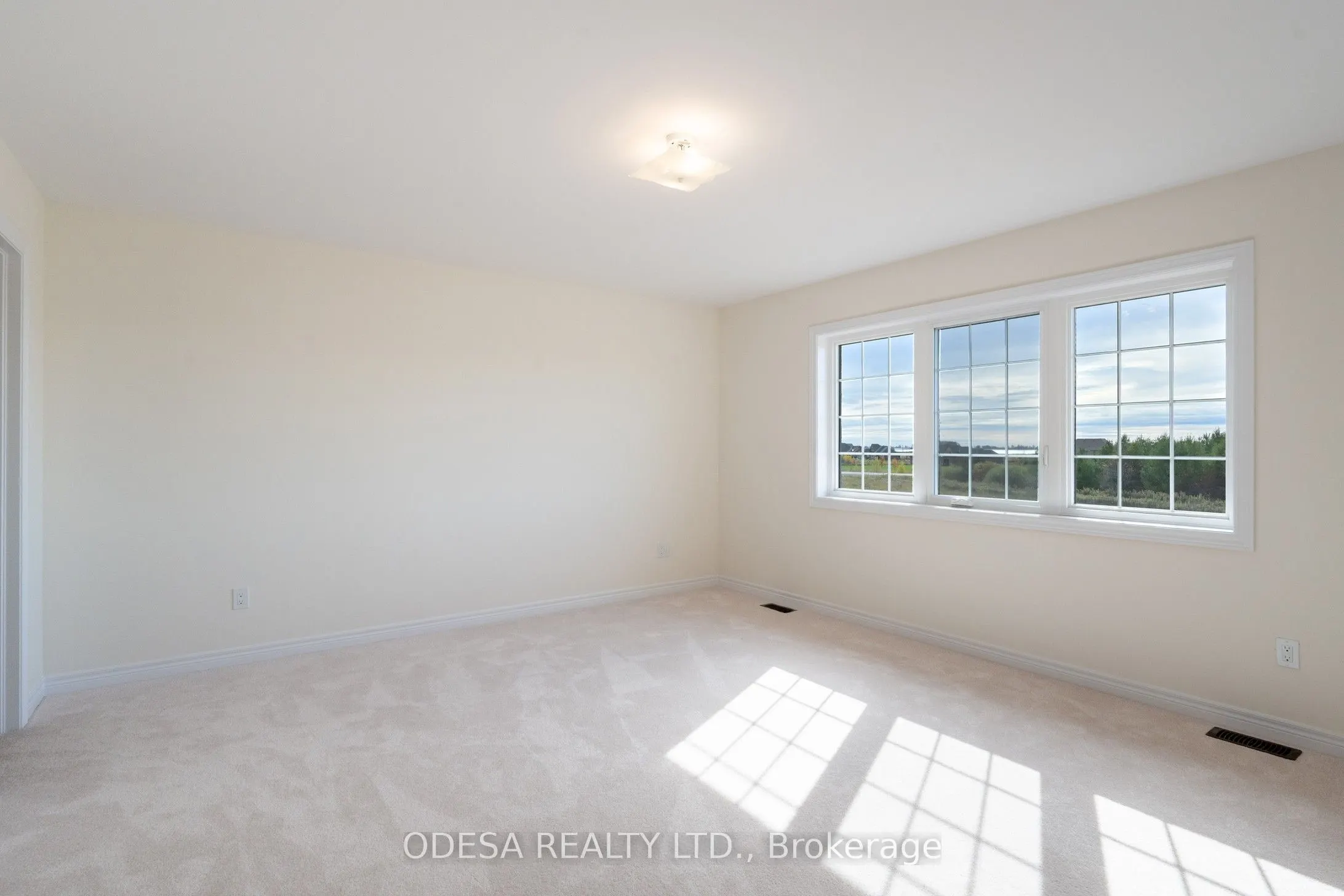 18 Blue Heron Drive W