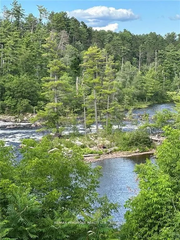 35 VERMONT MEADOWS Drive