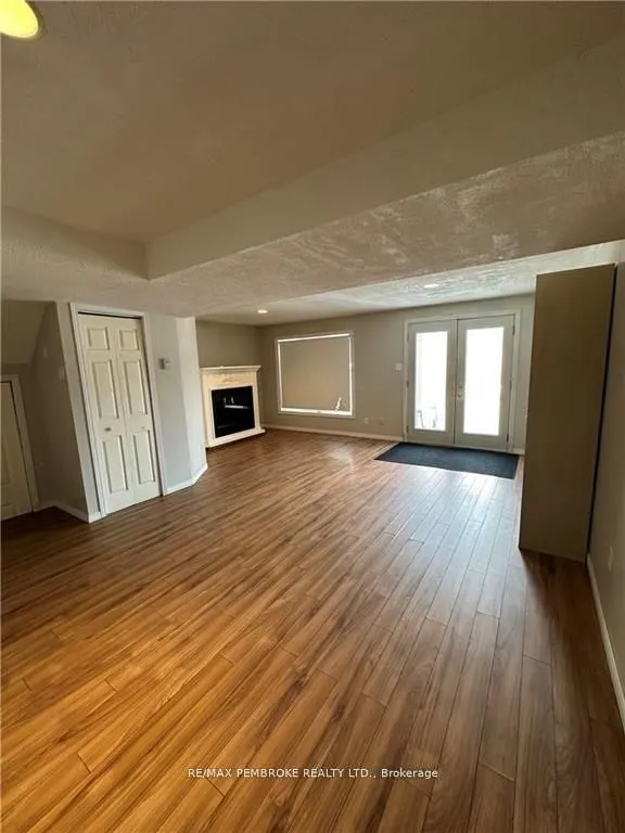 35 VERMONT MEADOWS Drive