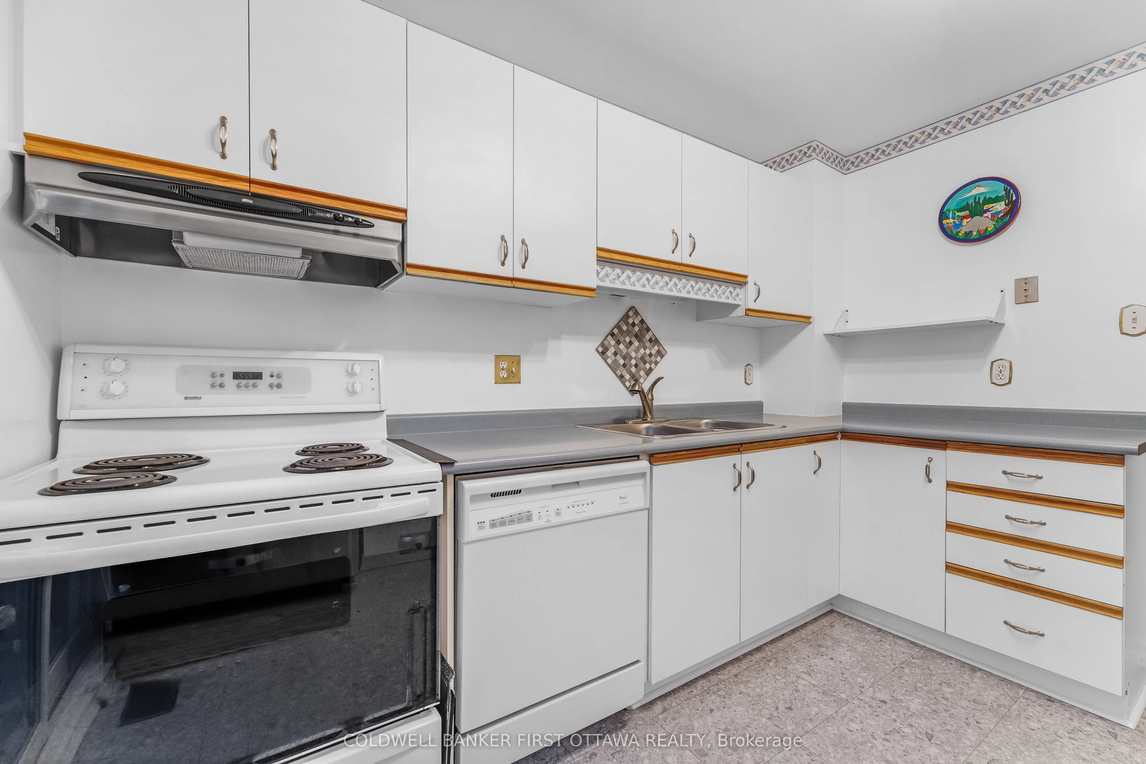 1511 Shawinigan Street