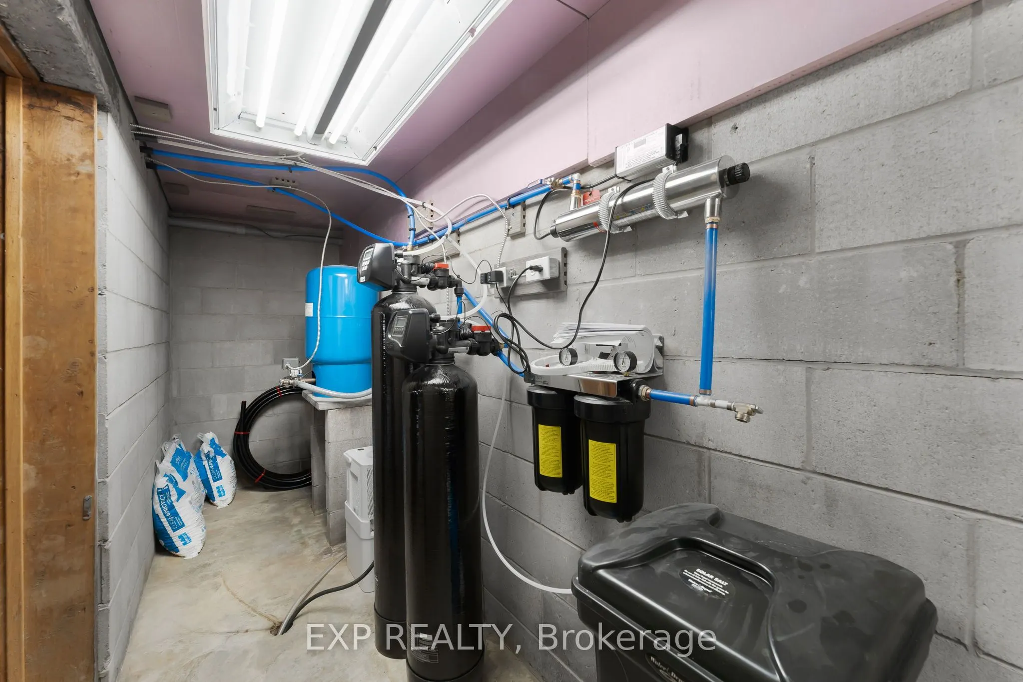 548 Millgrove Side Road