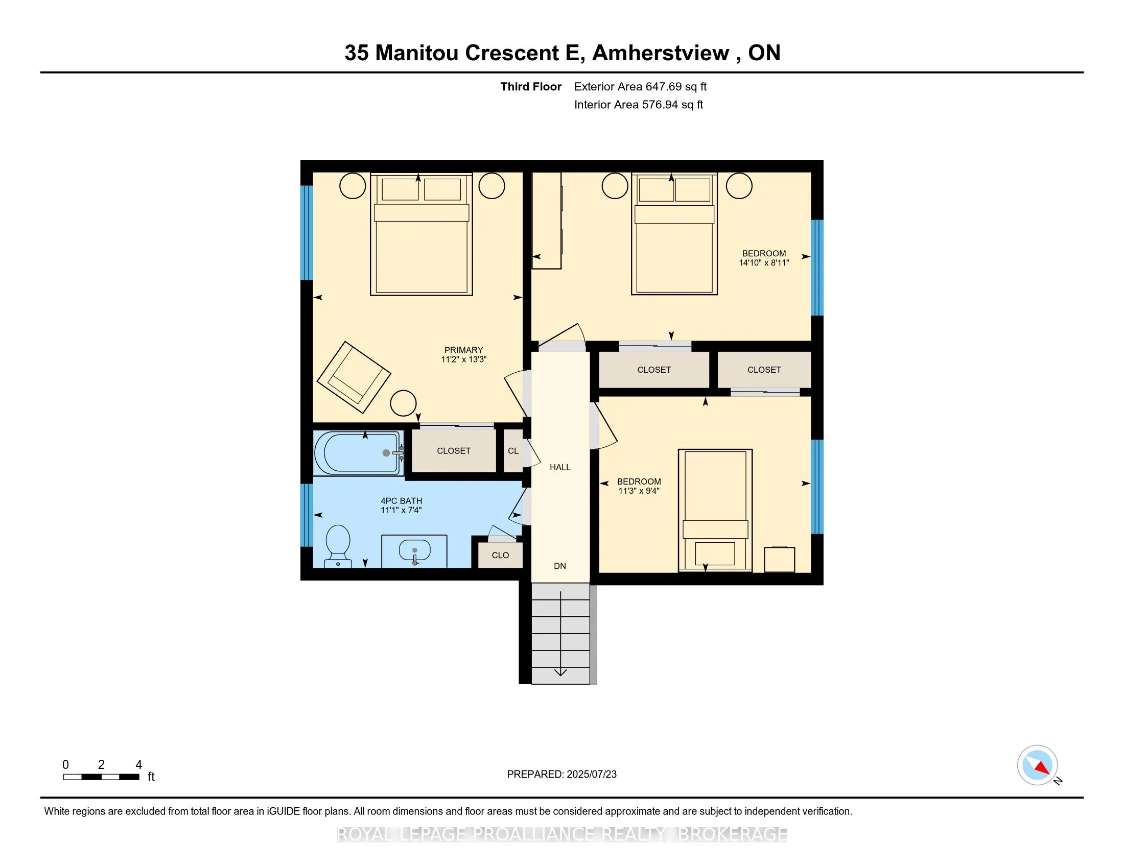 35 Manitou Crescent E