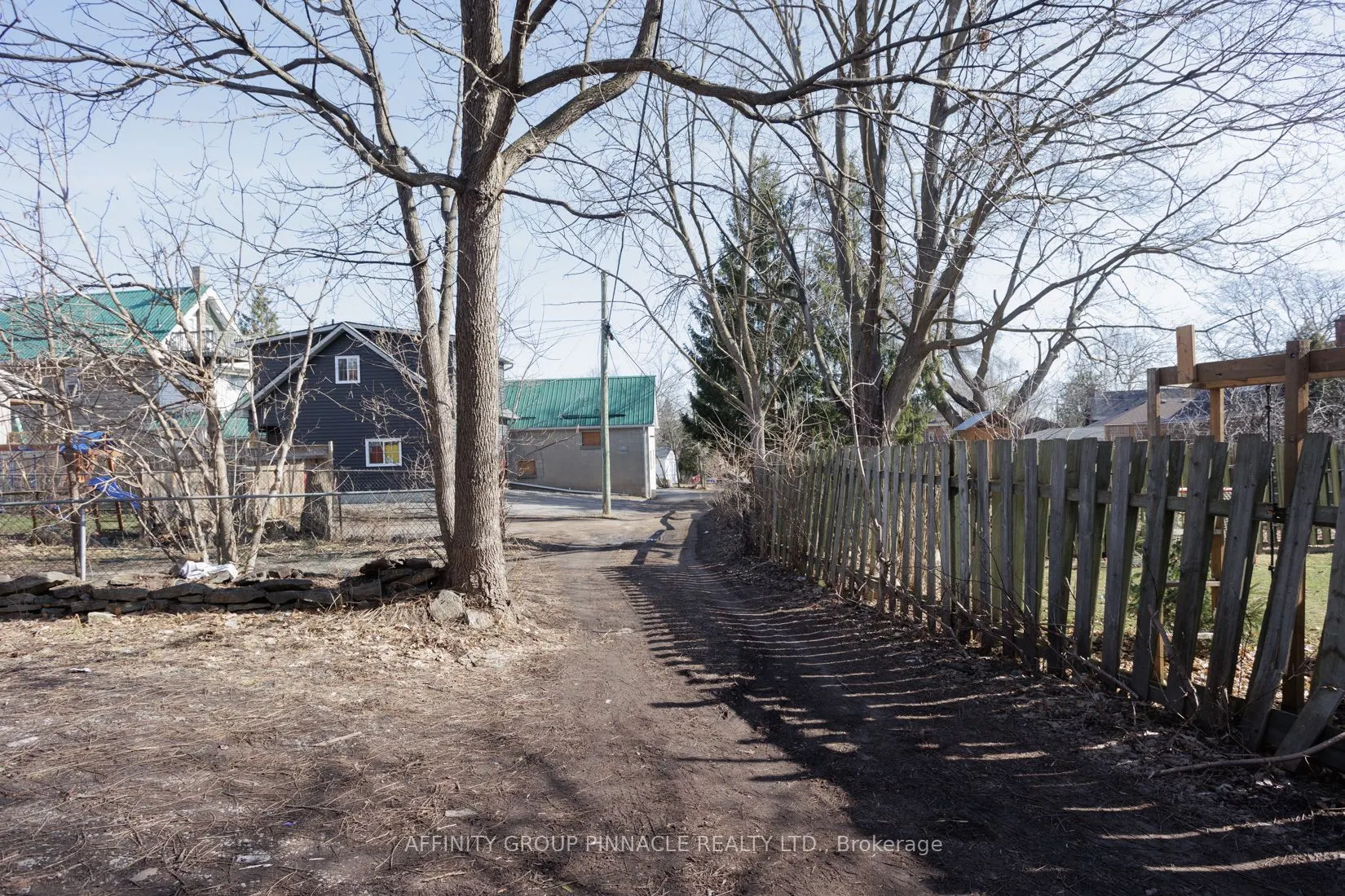 649 Charlotte Street