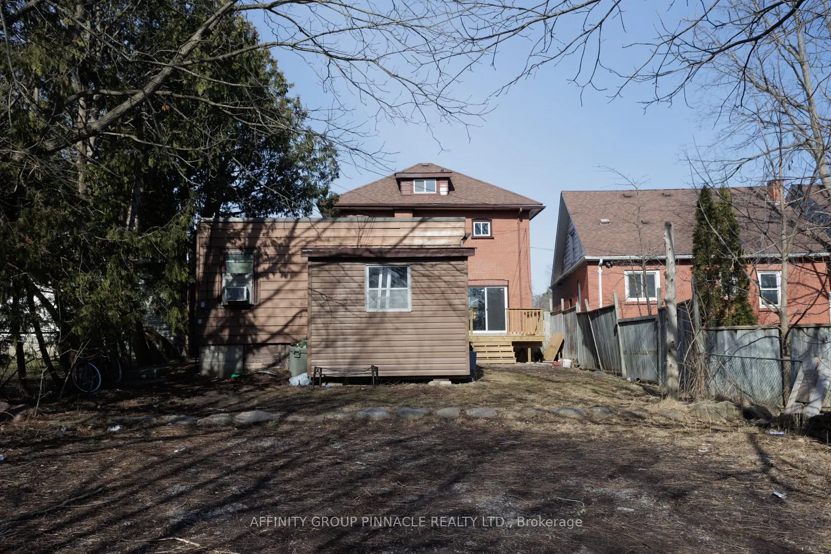 649 Charlotte Street