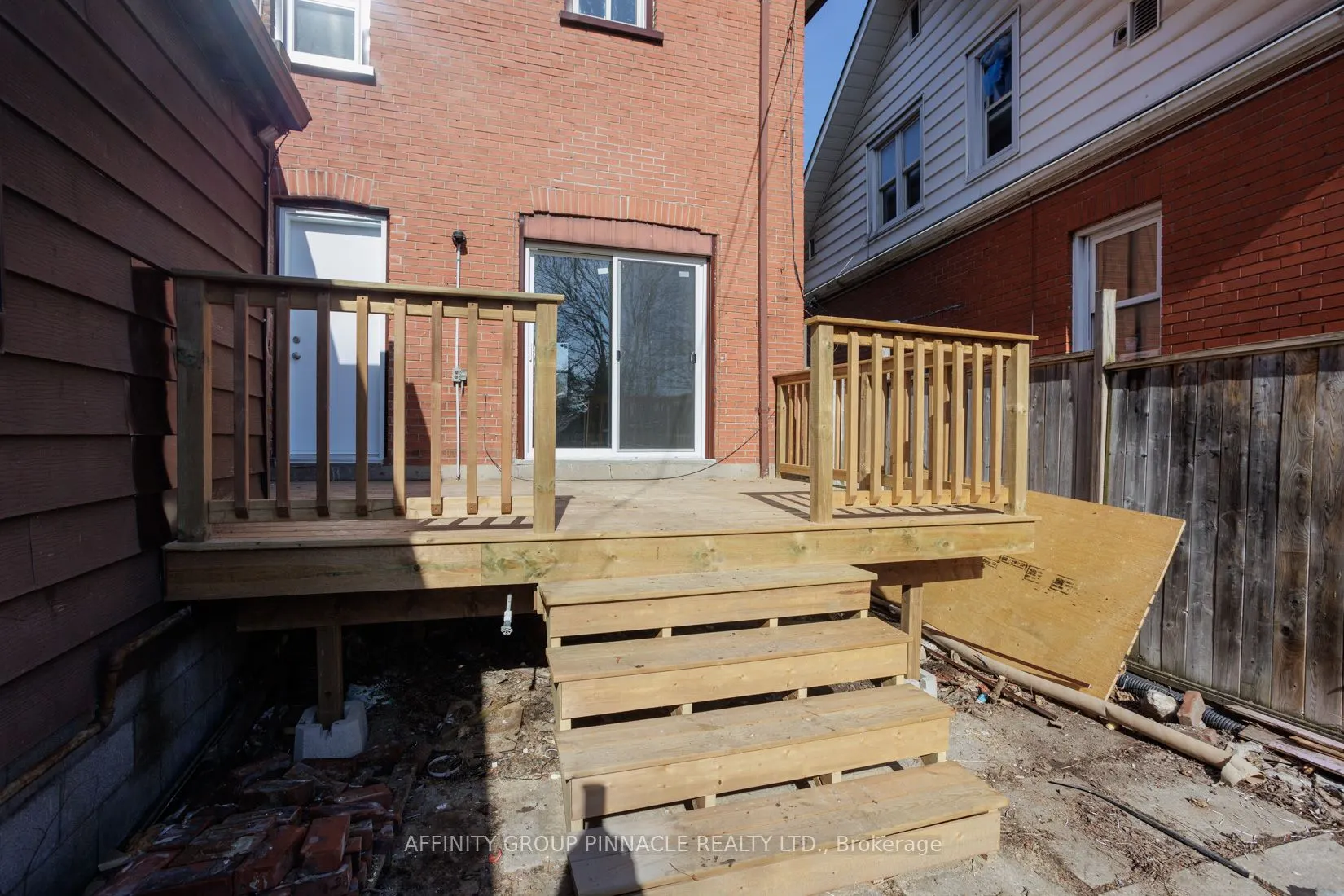 649 Charlotte Street