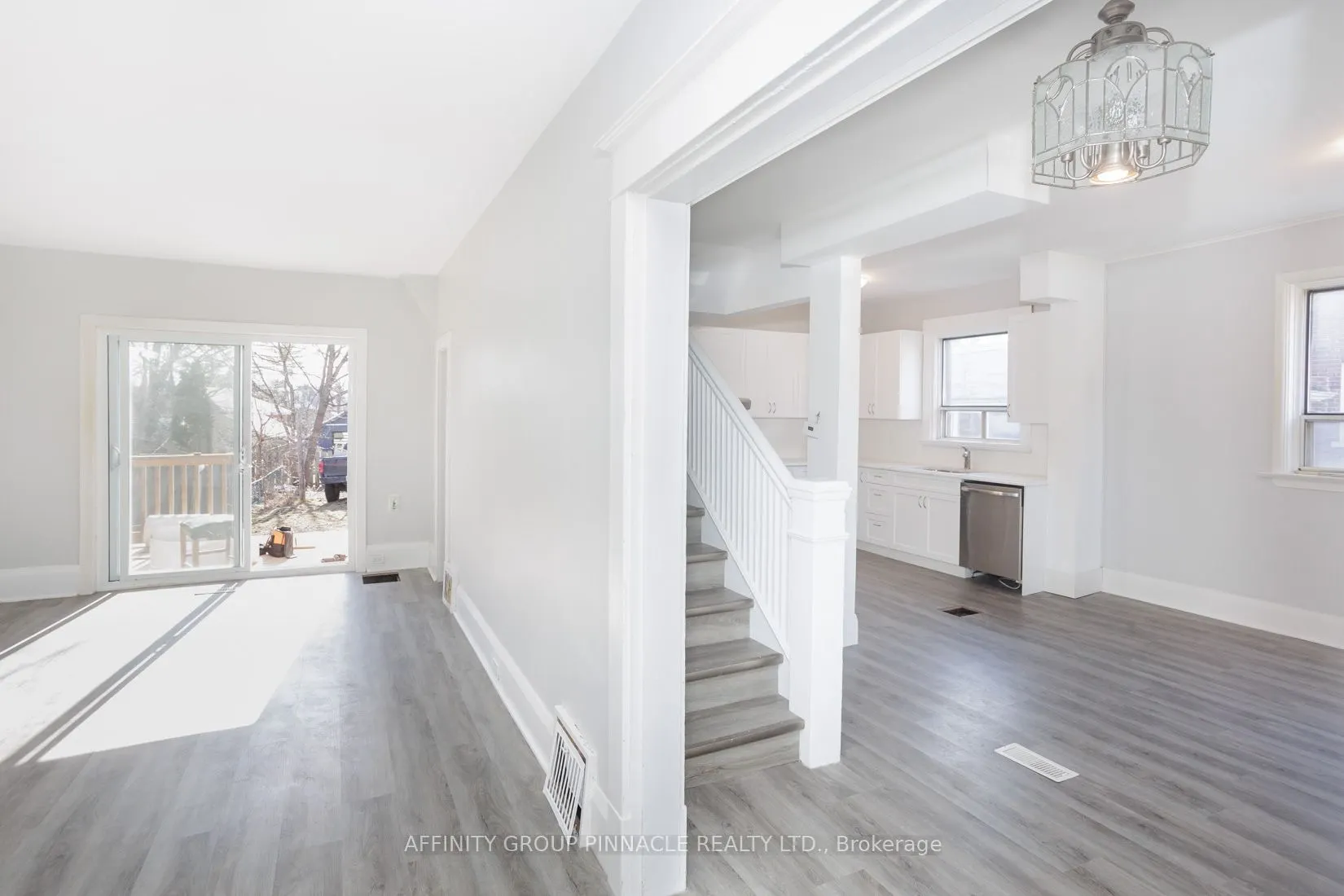 649 Charlotte Street