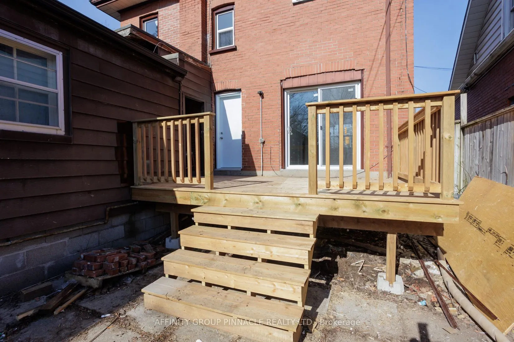 649 Charlotte Street