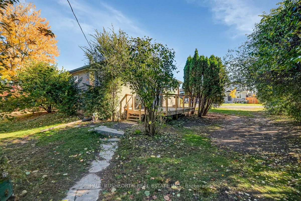 39 Cote De Neiges Road