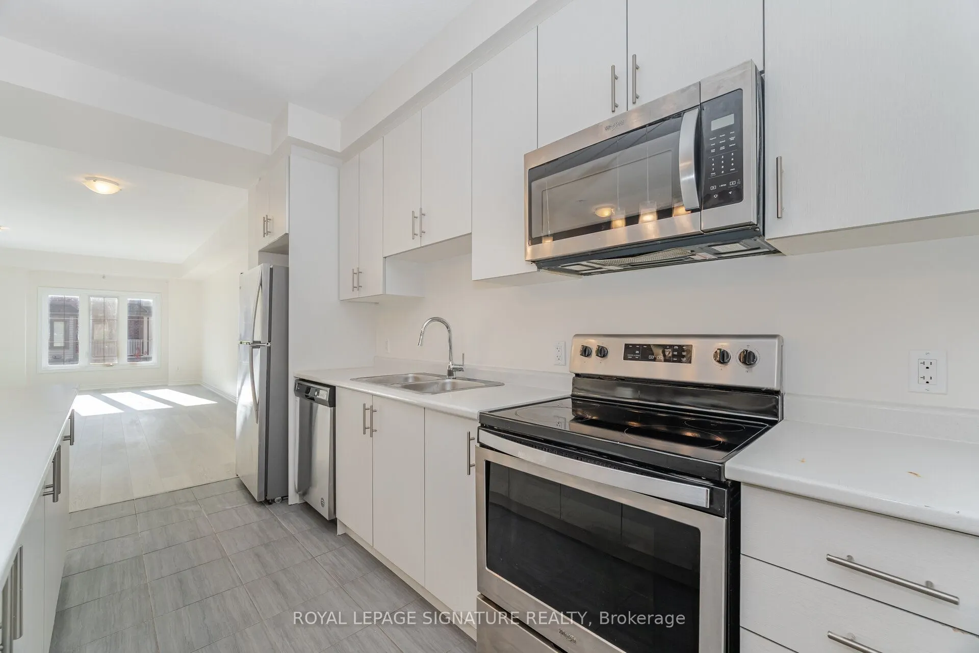 5 Ridgeside Lane, #33