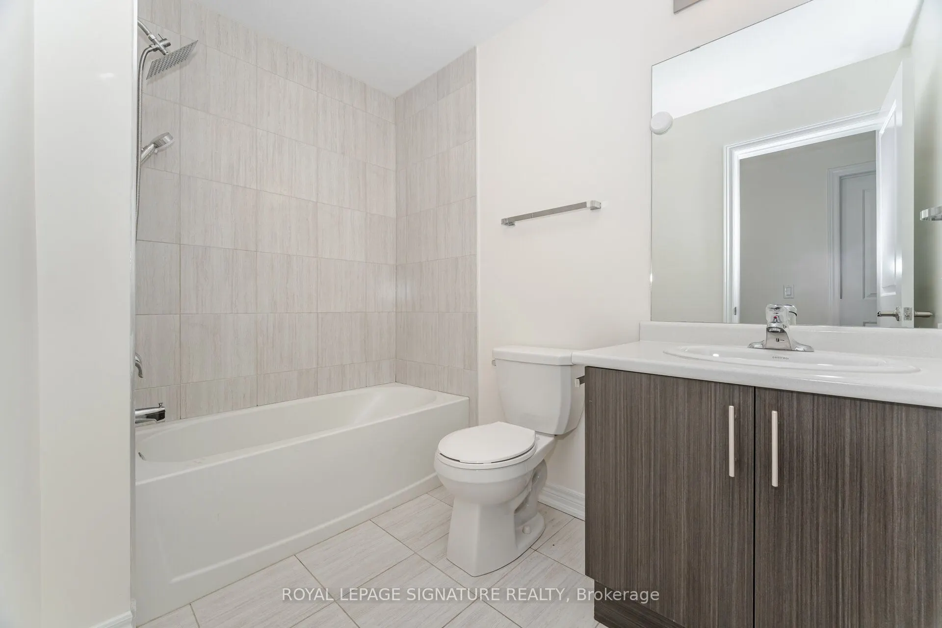 5 Ridgeside Lane, #33