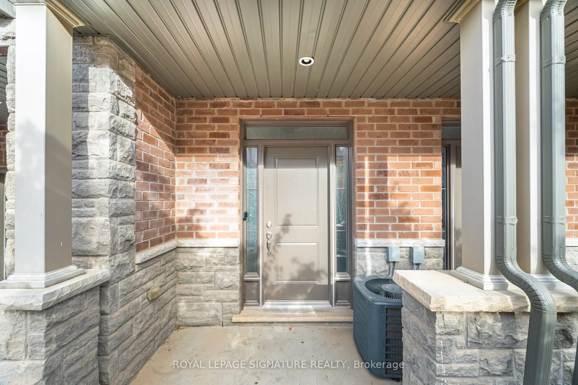 5 Ridgeside Lane, #33