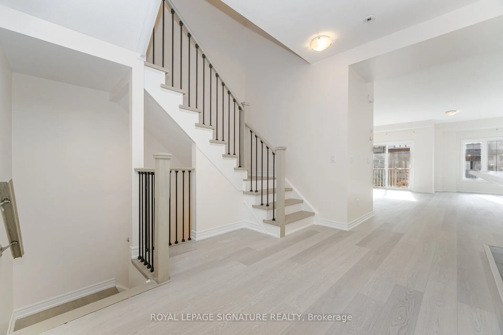 5 Ridgeside Lane, #33