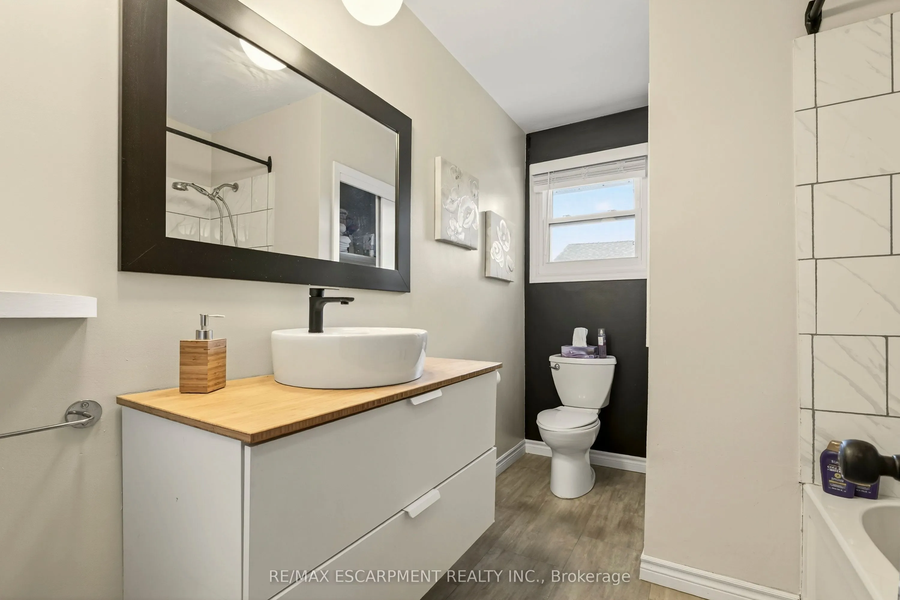 12 Ridley Heights Drive