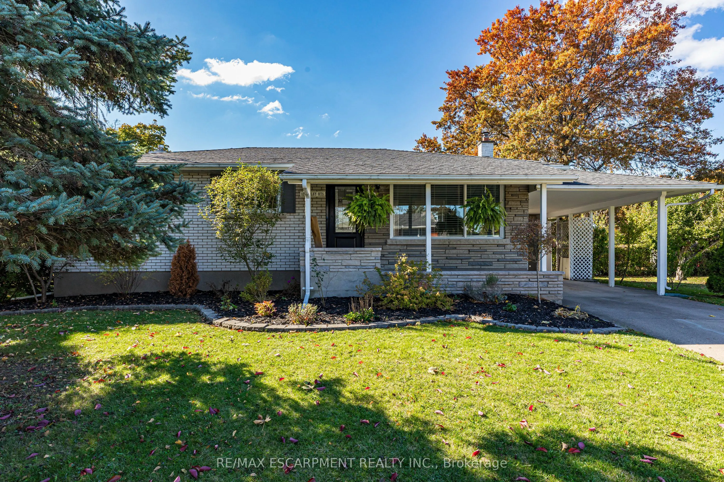 12 Ridley Heights Drive