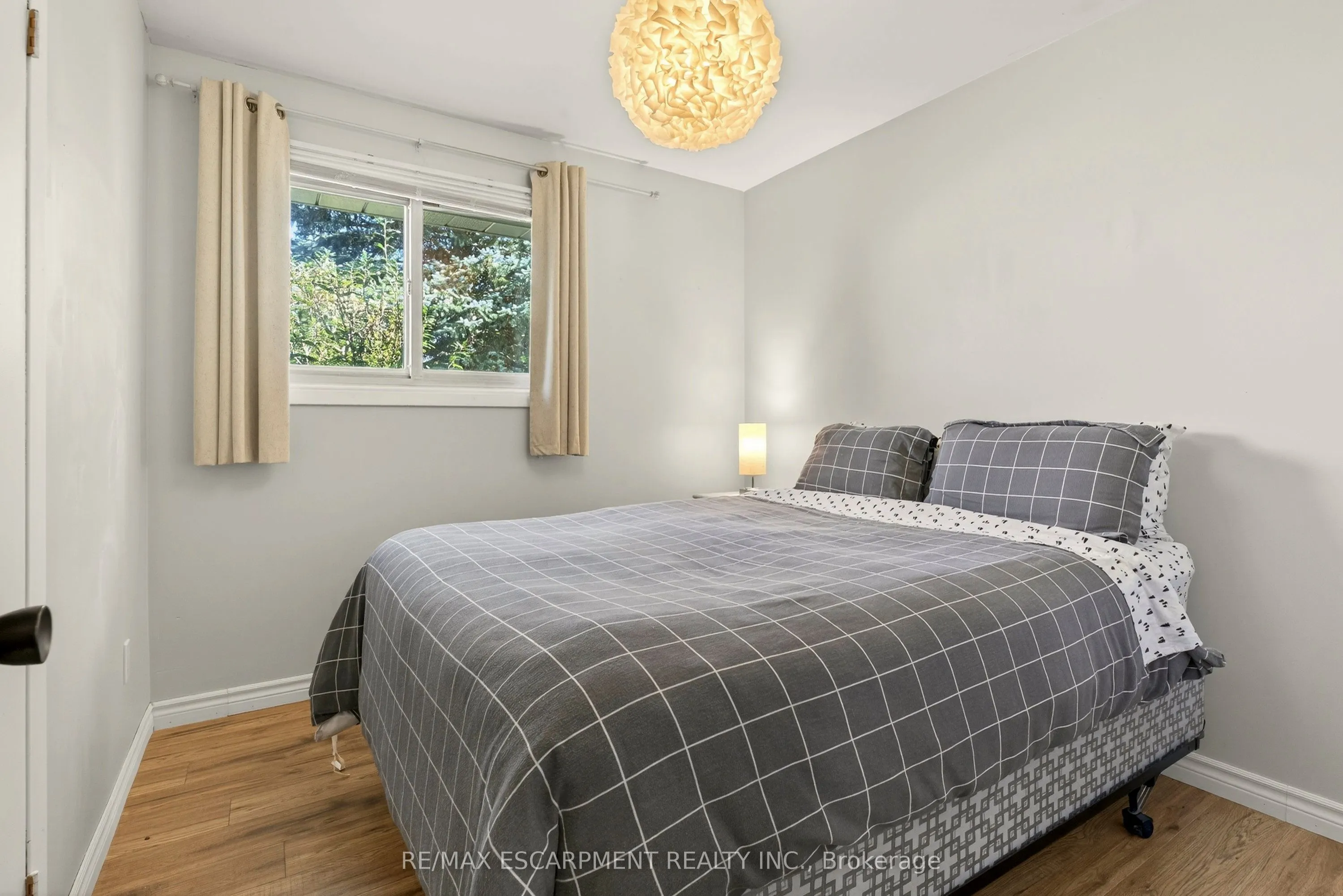 12 Ridley Heights Drive