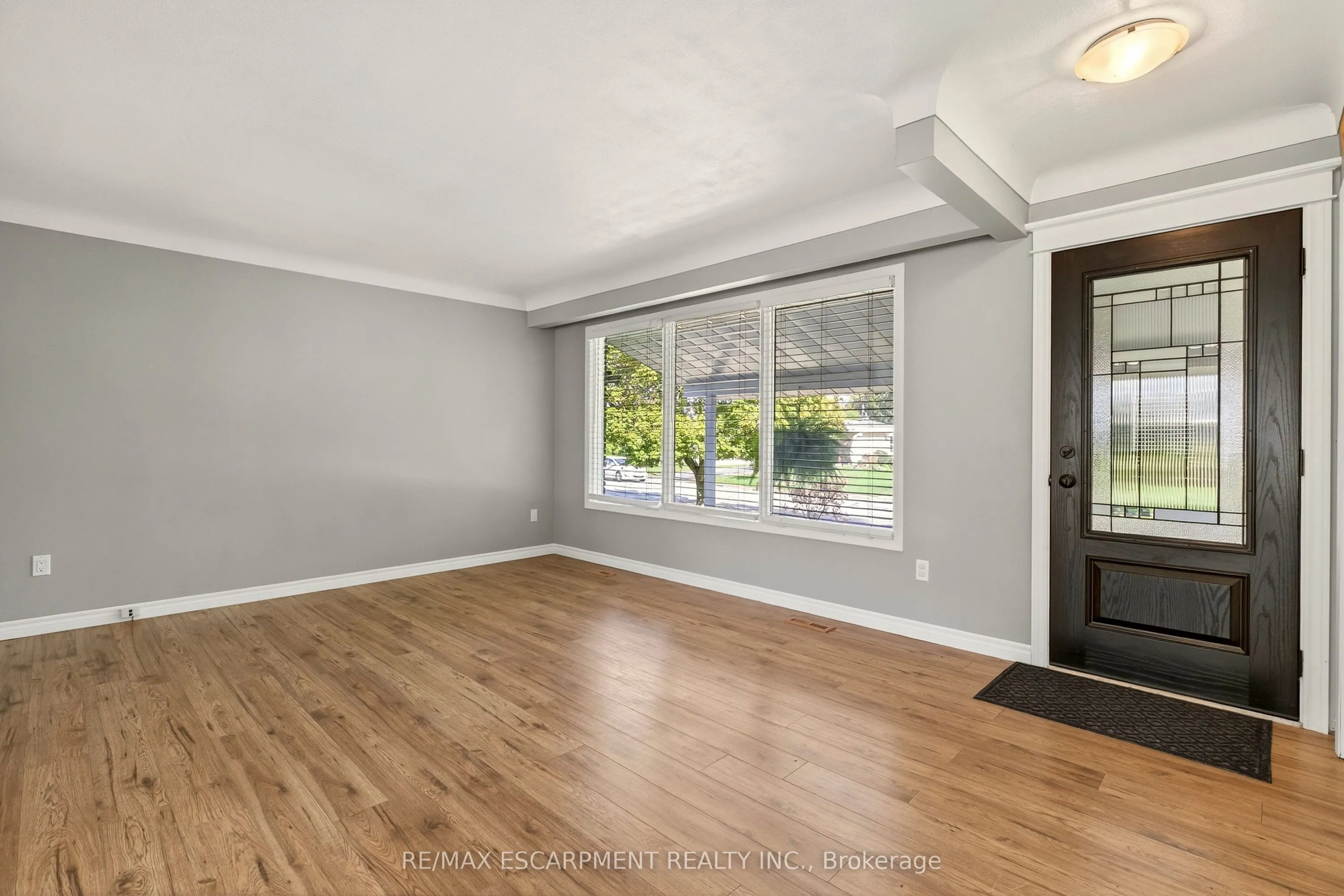 12 Ridley Heights Drive