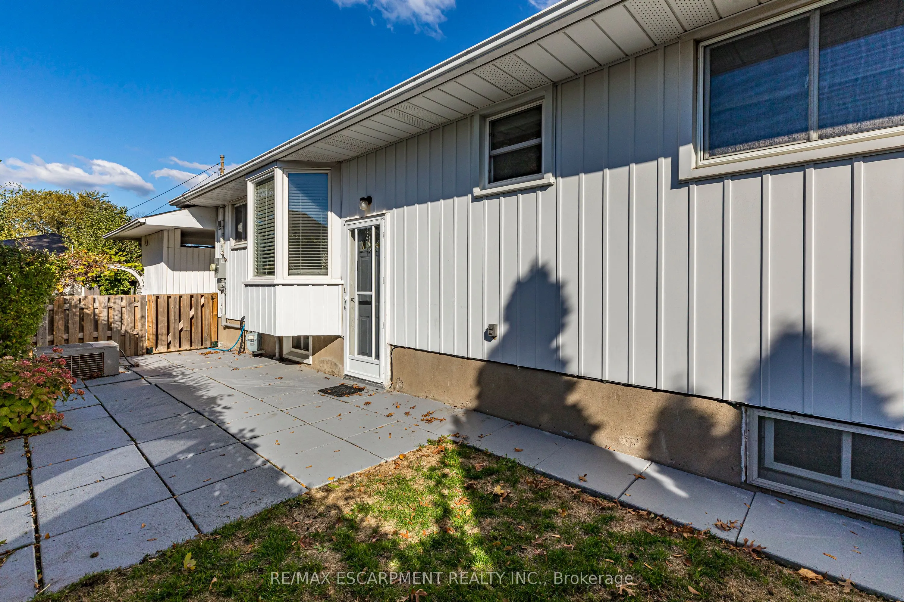 12 Ridley Heights Drive