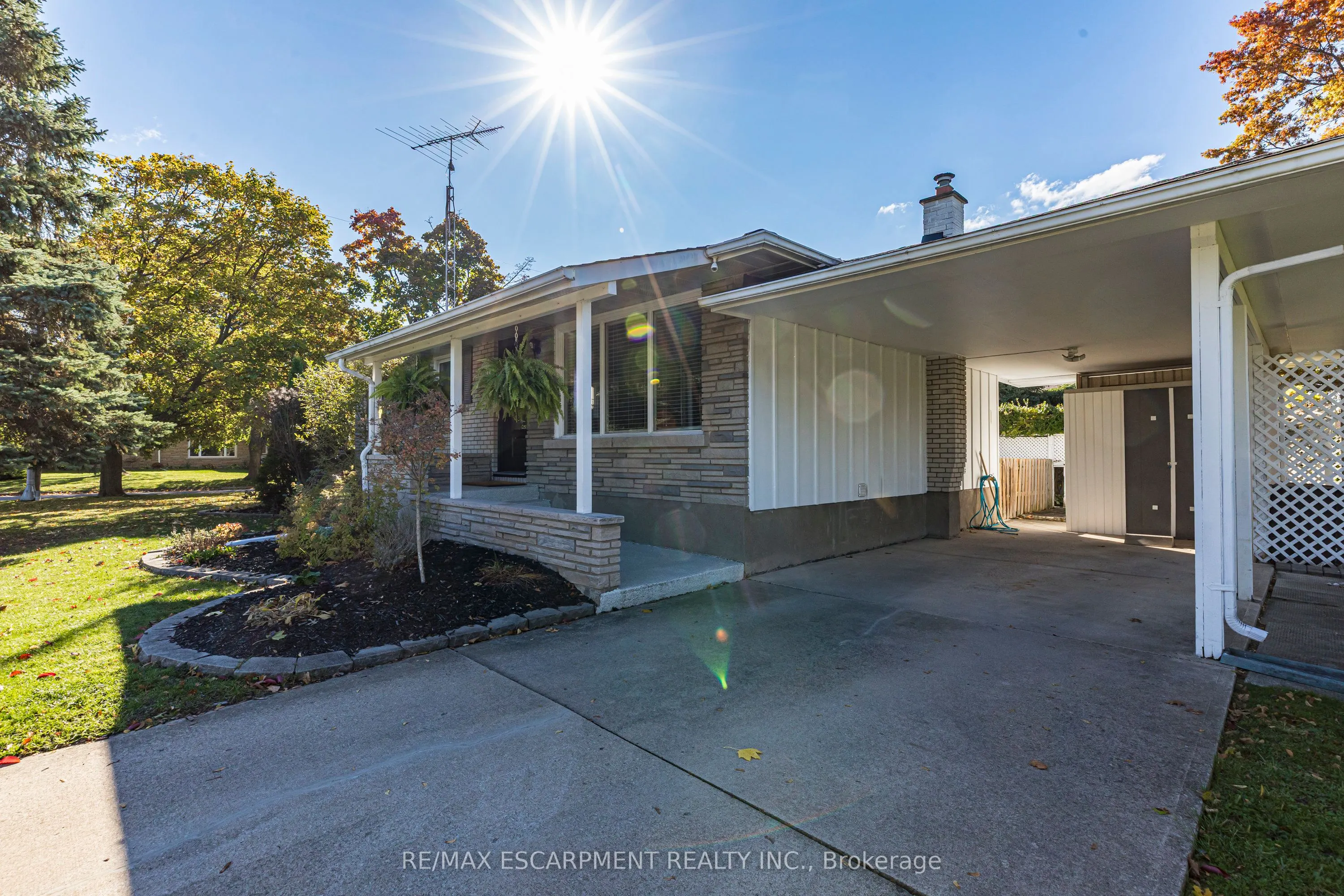 12 Ridley Heights Drive