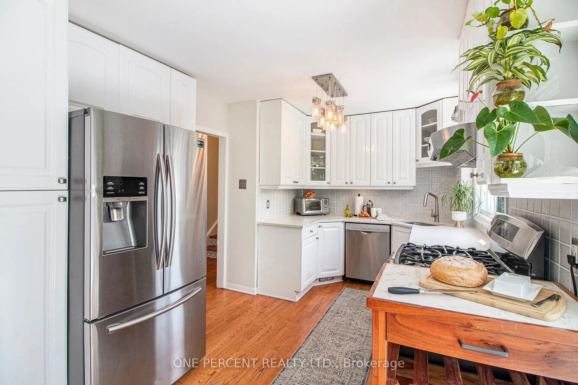 1042 Harkness Avenue