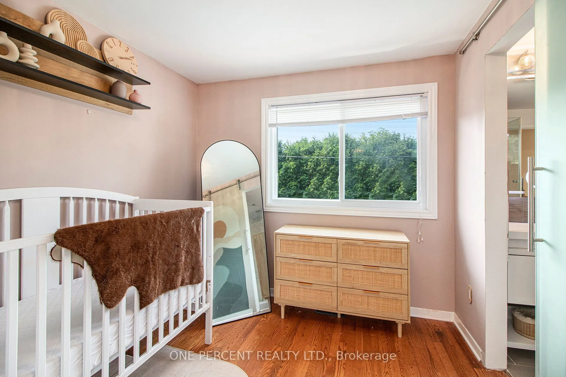 1042 Harkness Avenue