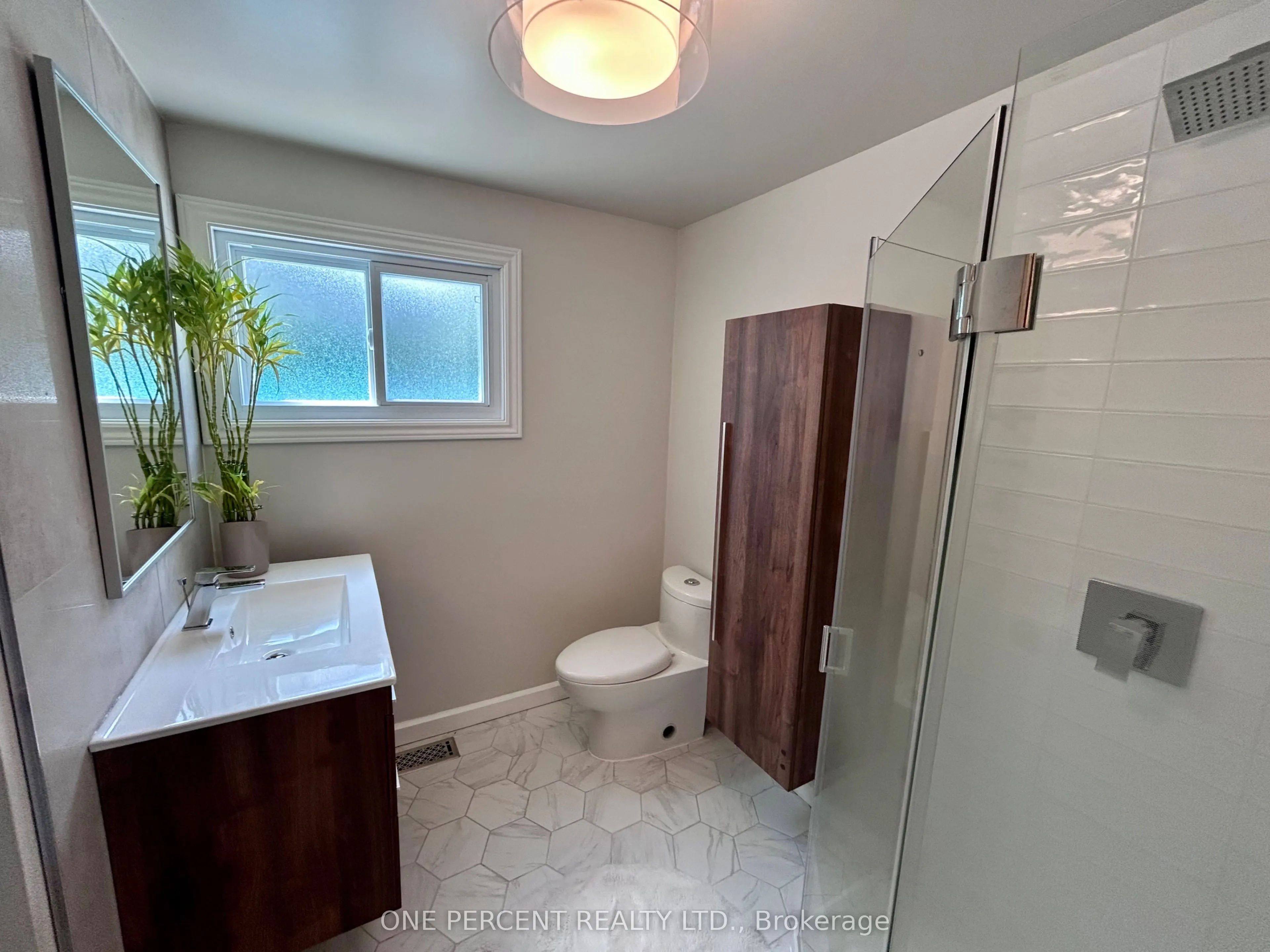 1042 Harkness Avenue