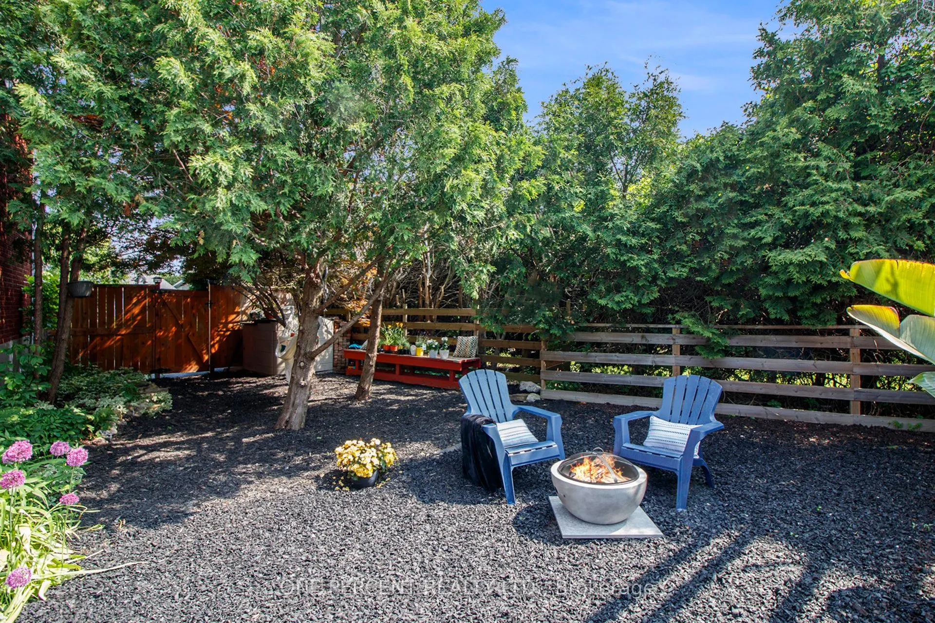 1042 Harkness Avenue