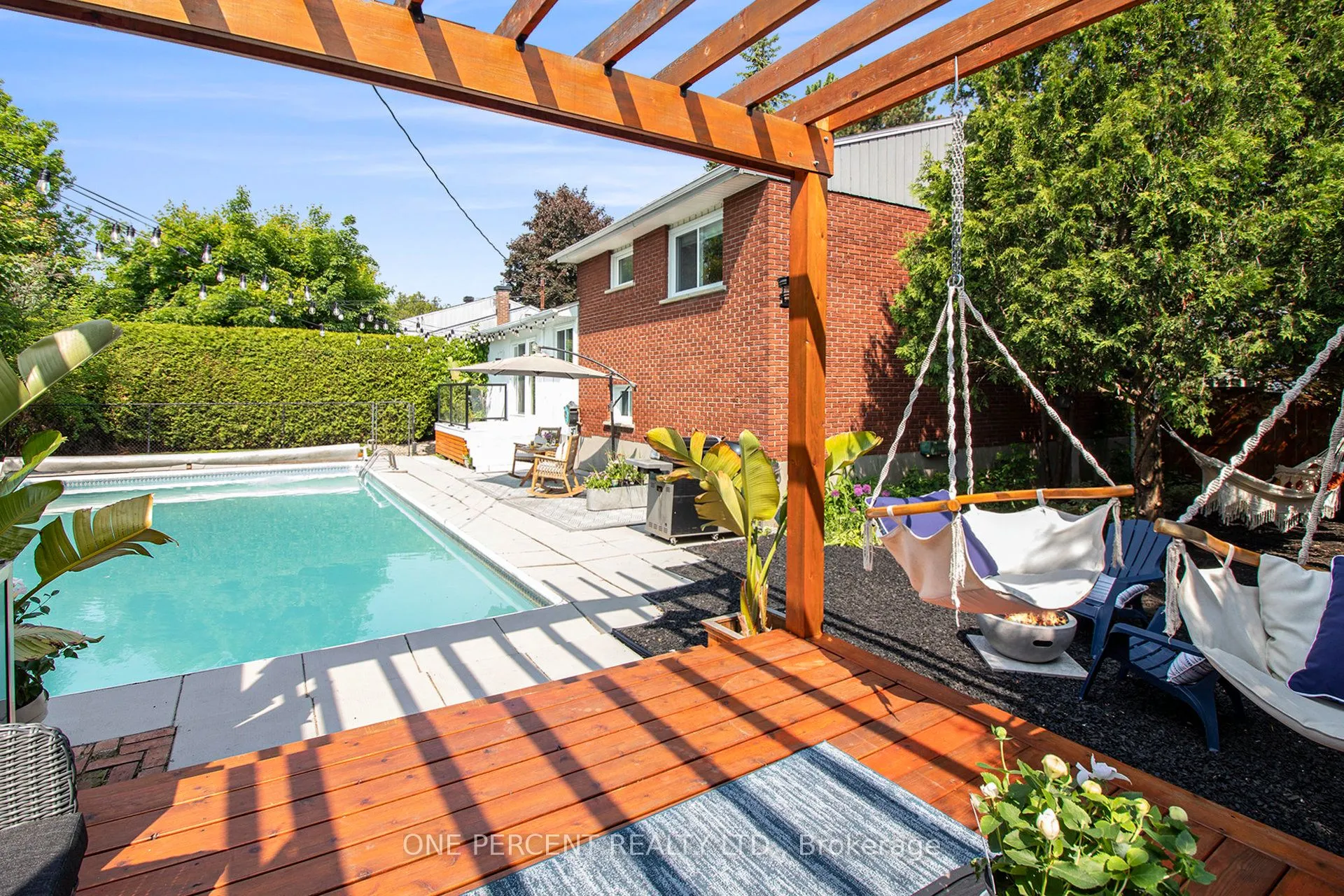 1042 Harkness Avenue