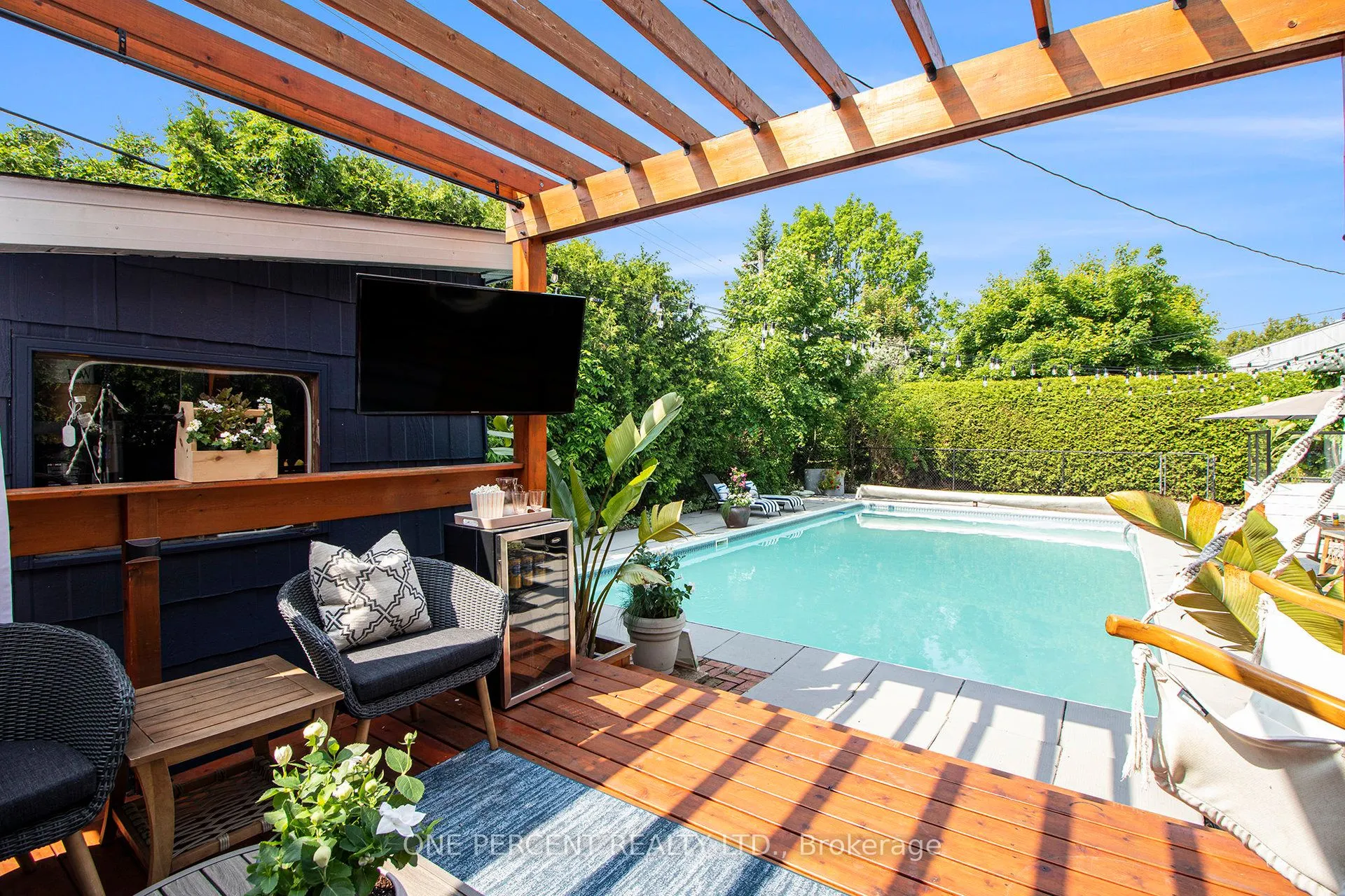 1042 Harkness Avenue