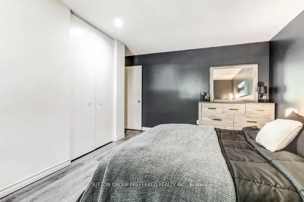 10 Berkshire Court, #27 & 58