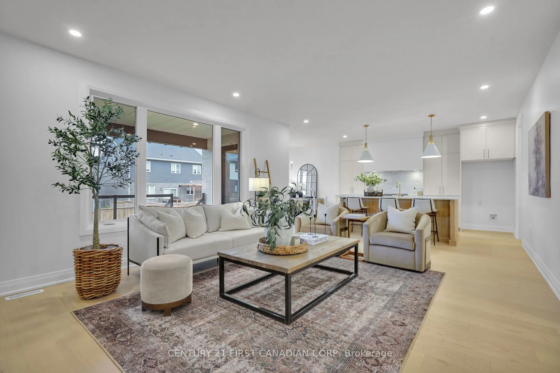 1918 Fountain Grass Drive