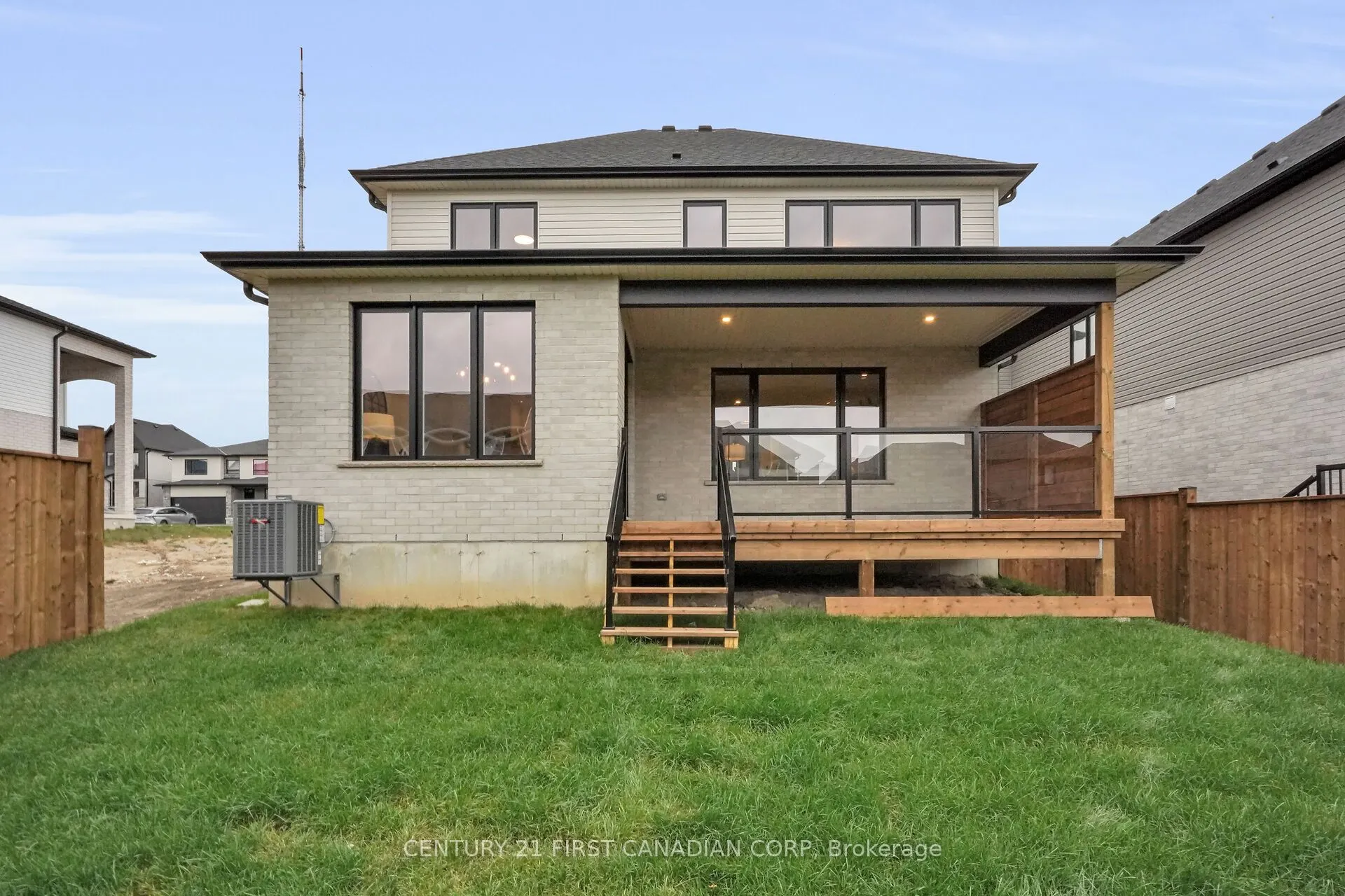 1918 Fountain Grass Drive