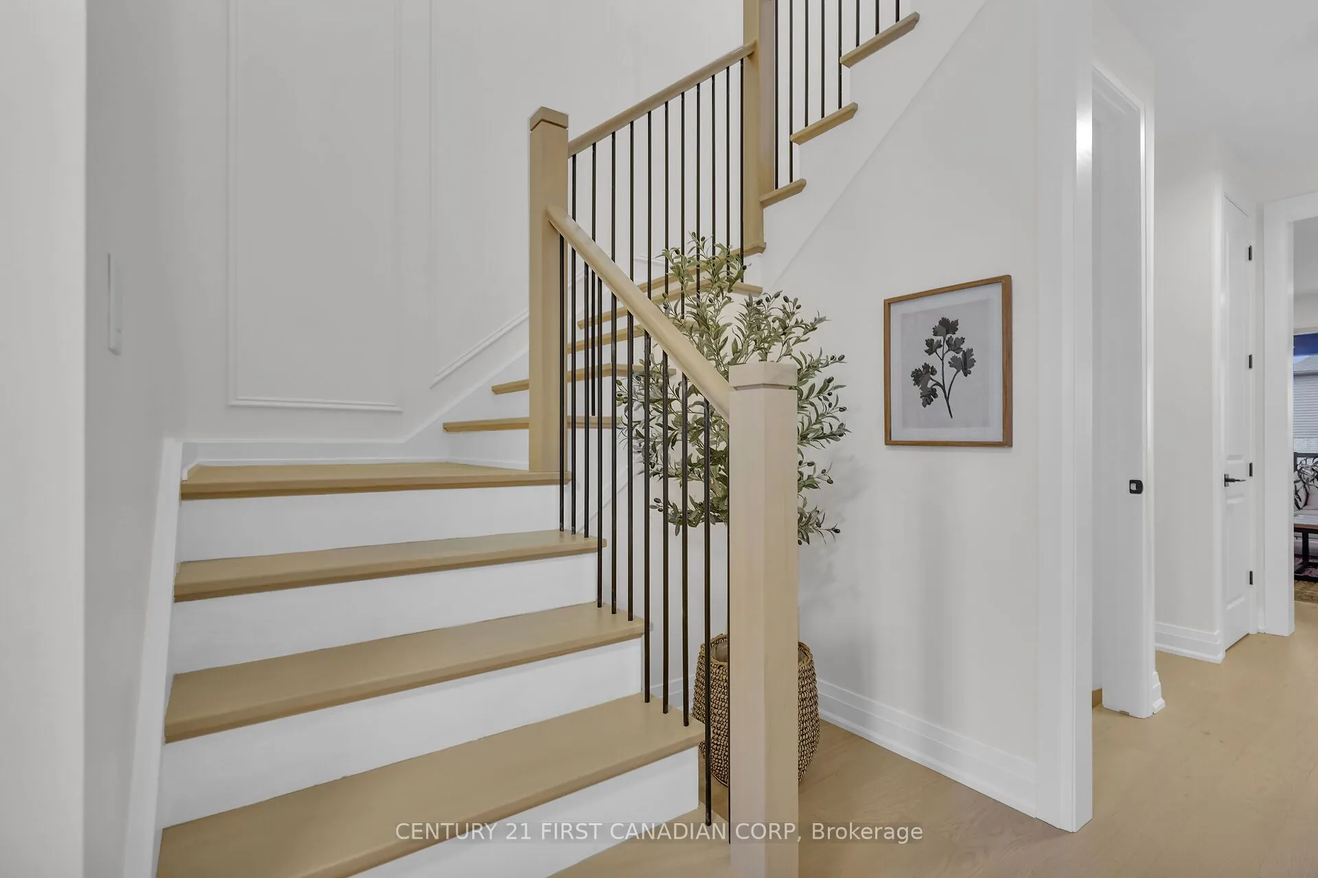 1918 Fountain Grass Drive