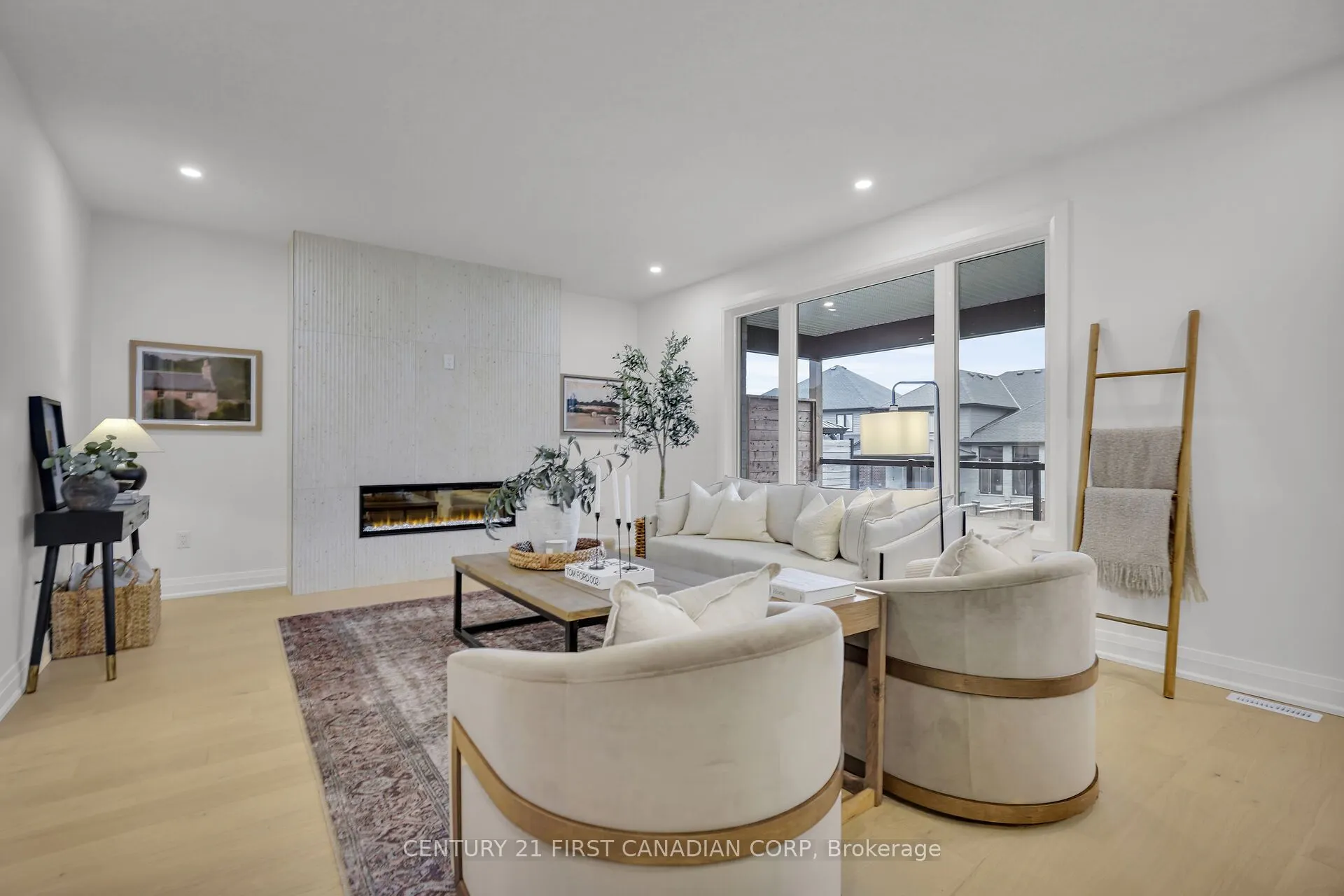 1918 Fountain Grass Drive