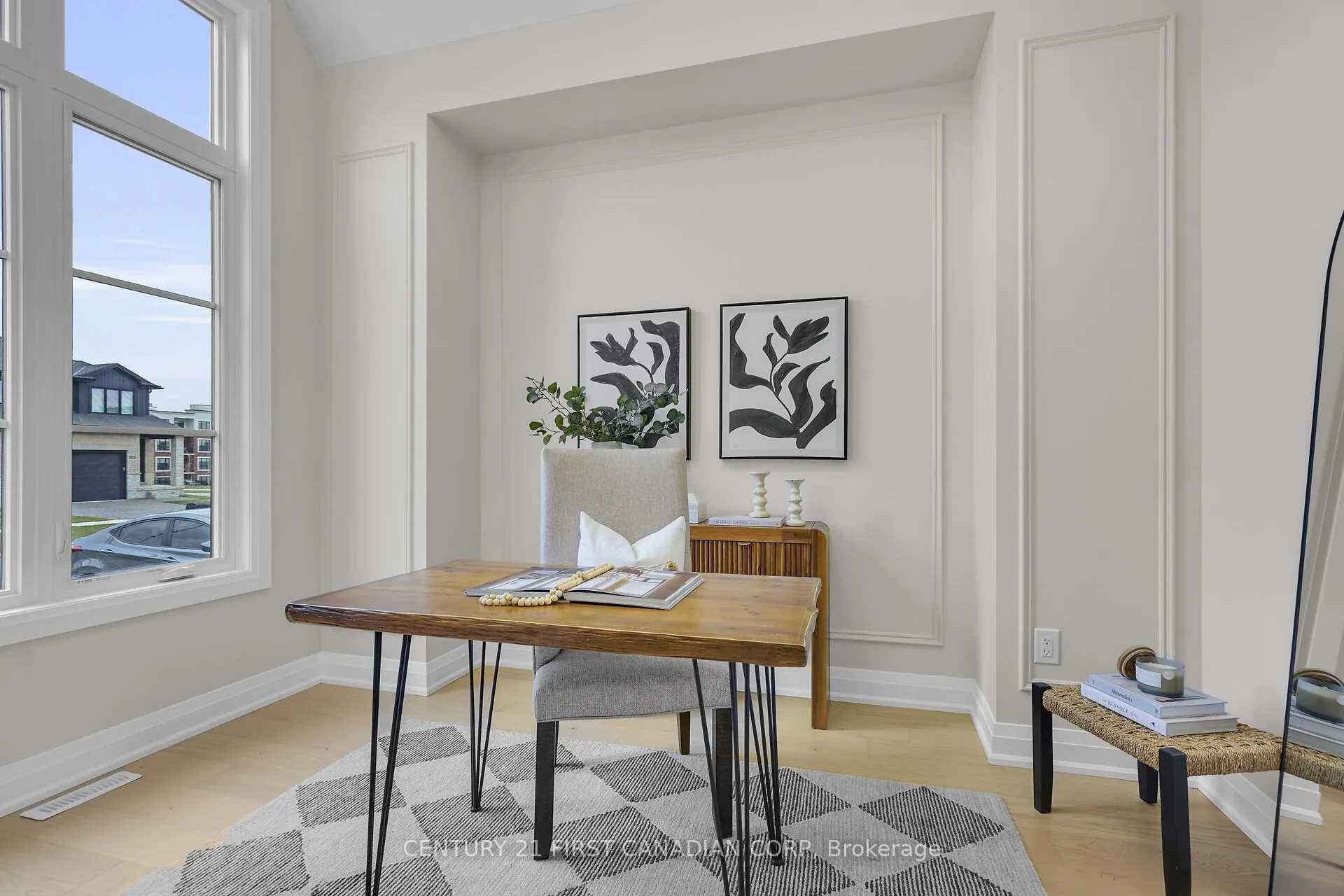 1918 Fountain Grass Drive