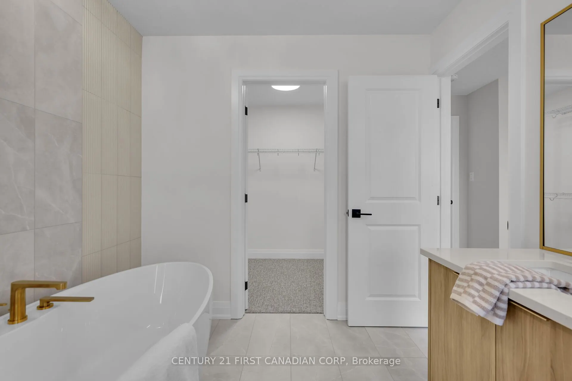 1918 Fountain Grass Drive