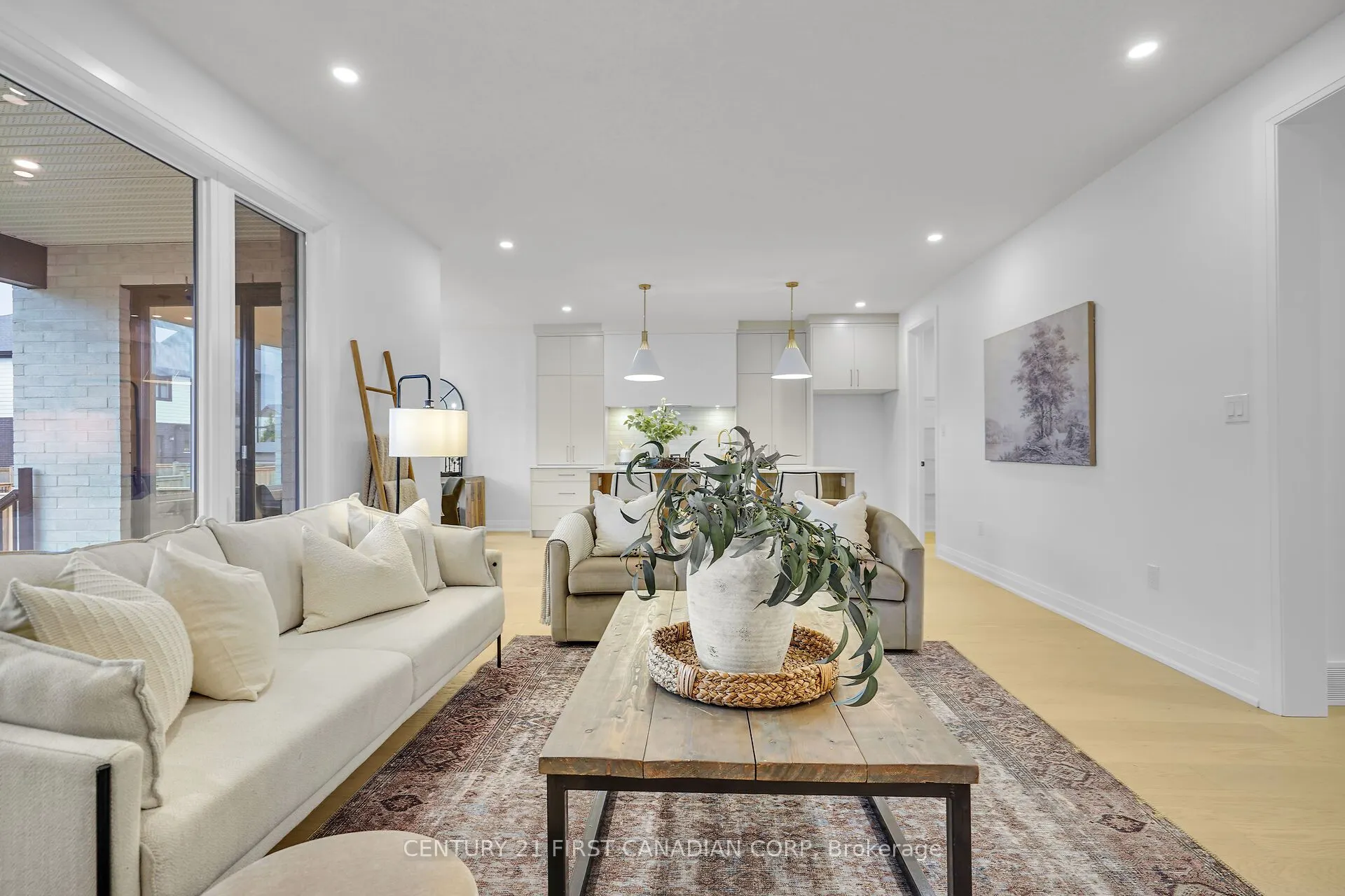 1918 Fountain Grass Drive