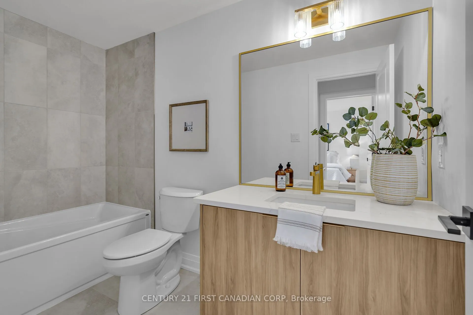 1918 Fountain Grass Drive